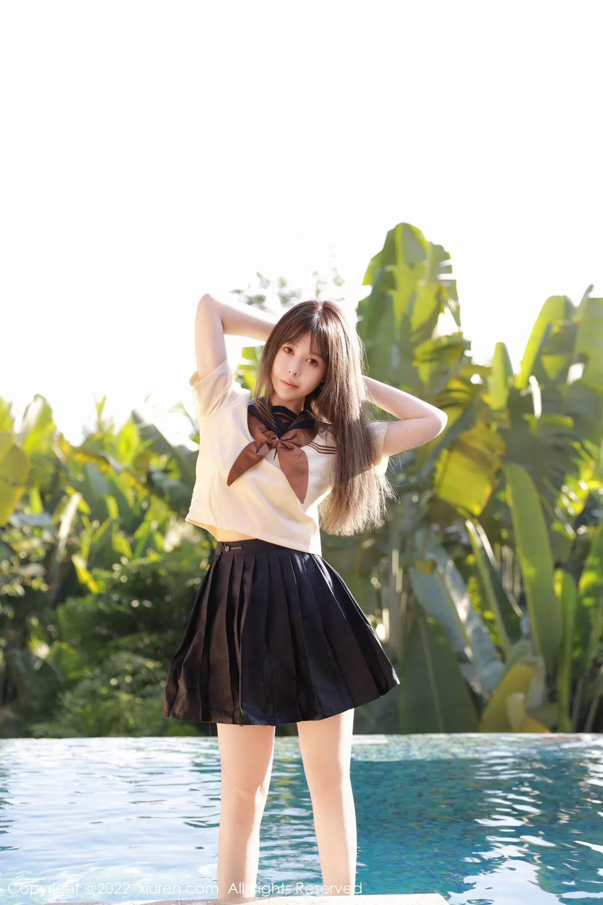 秀人集.com_[XiuRen秀人网]No.6021_女神Evelyn艾莉南京旅拍户外性感白色水手服秀完美身材诱惑写真66P