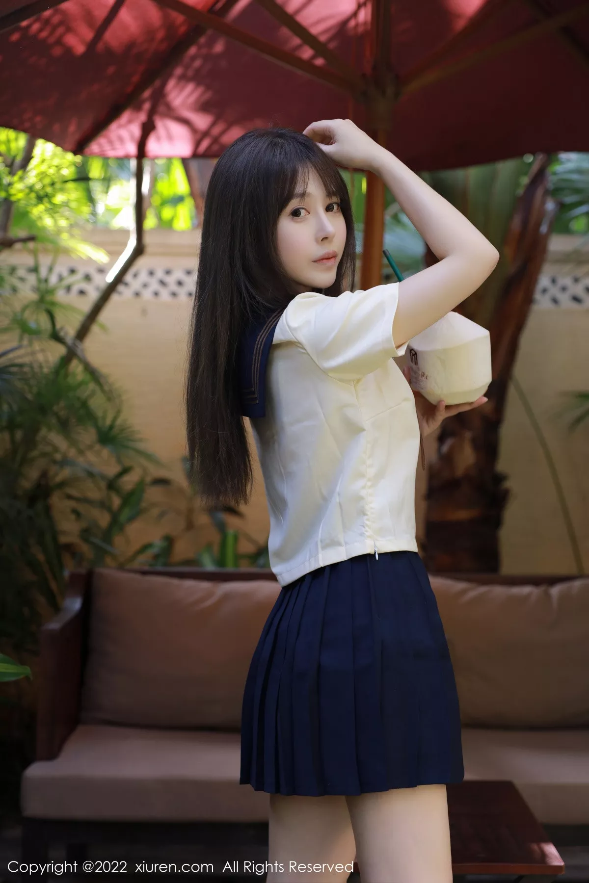 秀人集.com_[XiuRen秀人网]No.6021_女神Evelyn艾莉南京旅拍户外性感白色水手服秀完美身材诱惑写真66P