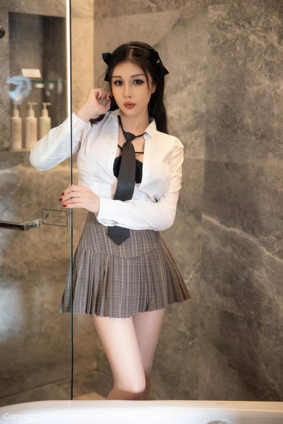 秀人集.com_[XiuRen秀人网]No.5902_模特田冰冰私房脱性感制服露黑色情趣内衣秀丰满身材诱惑写真79P