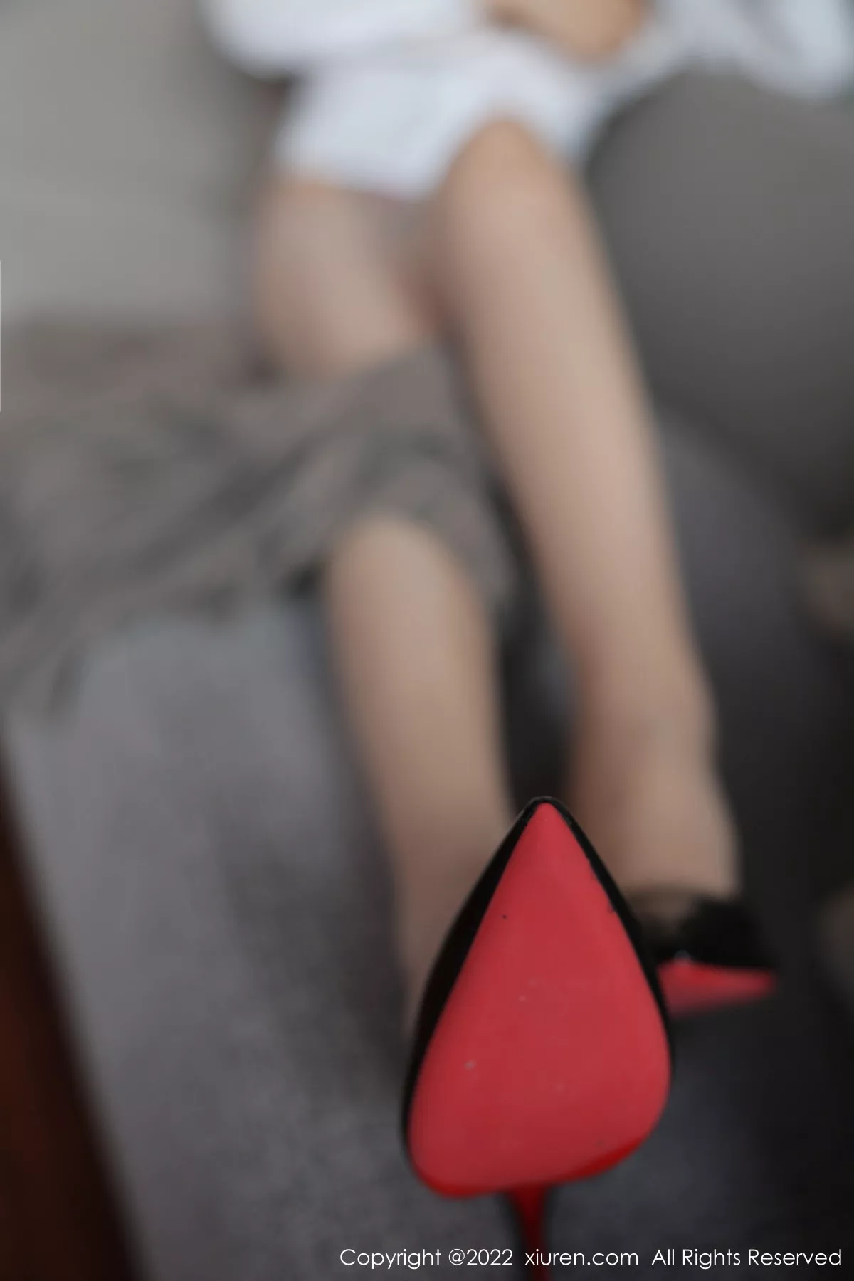 秀人集.com_[XiuRen秀人网]No.5902_模特田冰冰私房脱性感制服露黑色情趣内衣秀丰满身材诱惑写真79P