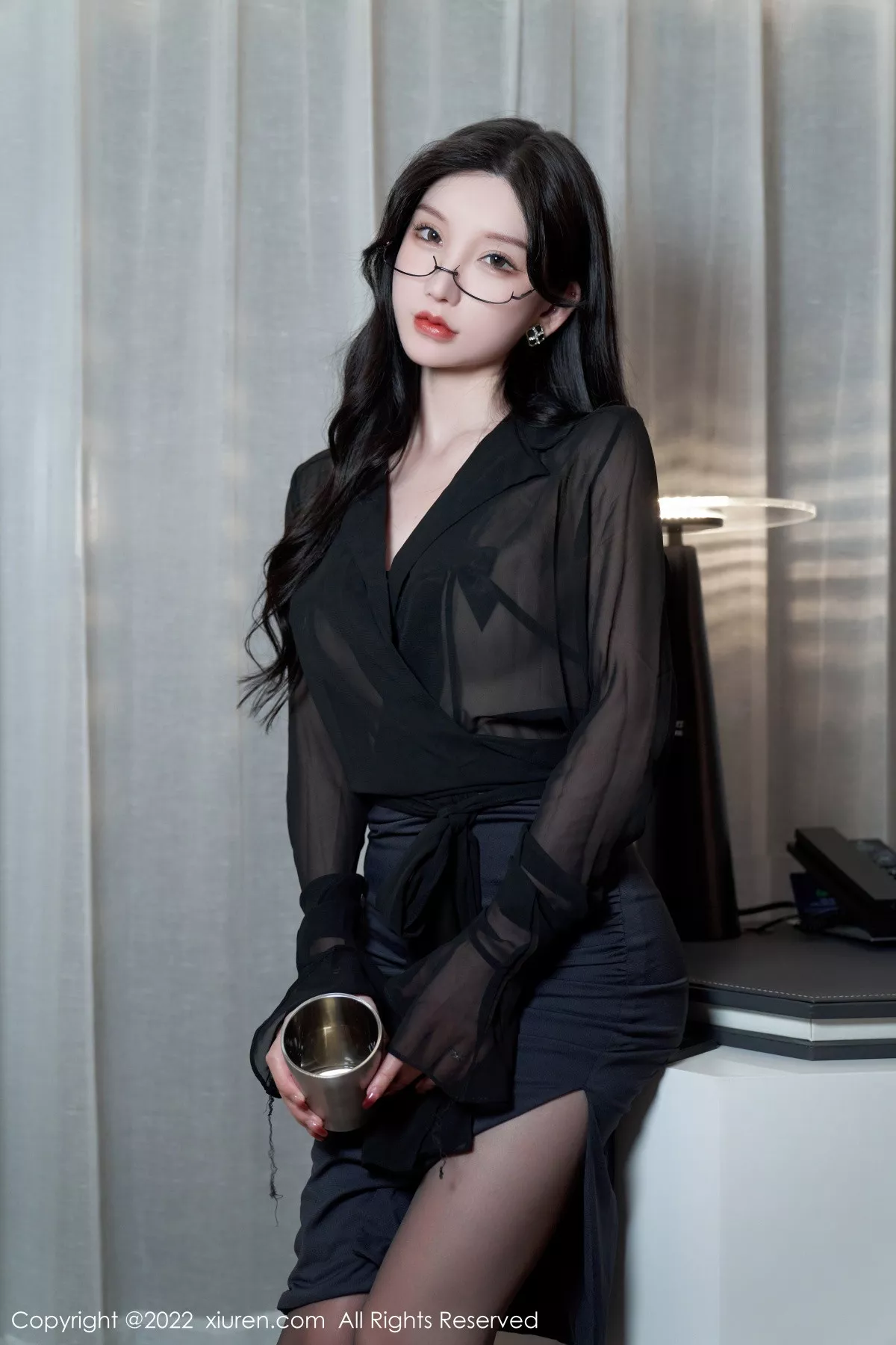 秀人集.com_[XiuRen秀人网]No.5914_女神周于希Sally黑色薄纱衣配超薄黑丝半脱秀火辣身材诱惑写真97P