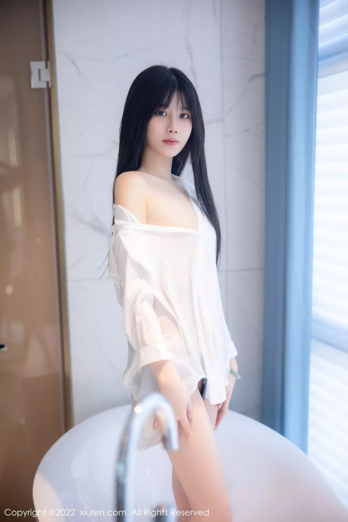 秀人集.com_[XiuRen秀人网]No.5909_模特77qiqi私房浴室脱性感白T露浅蓝色蕾丝内衣迷人诱惑写真85P