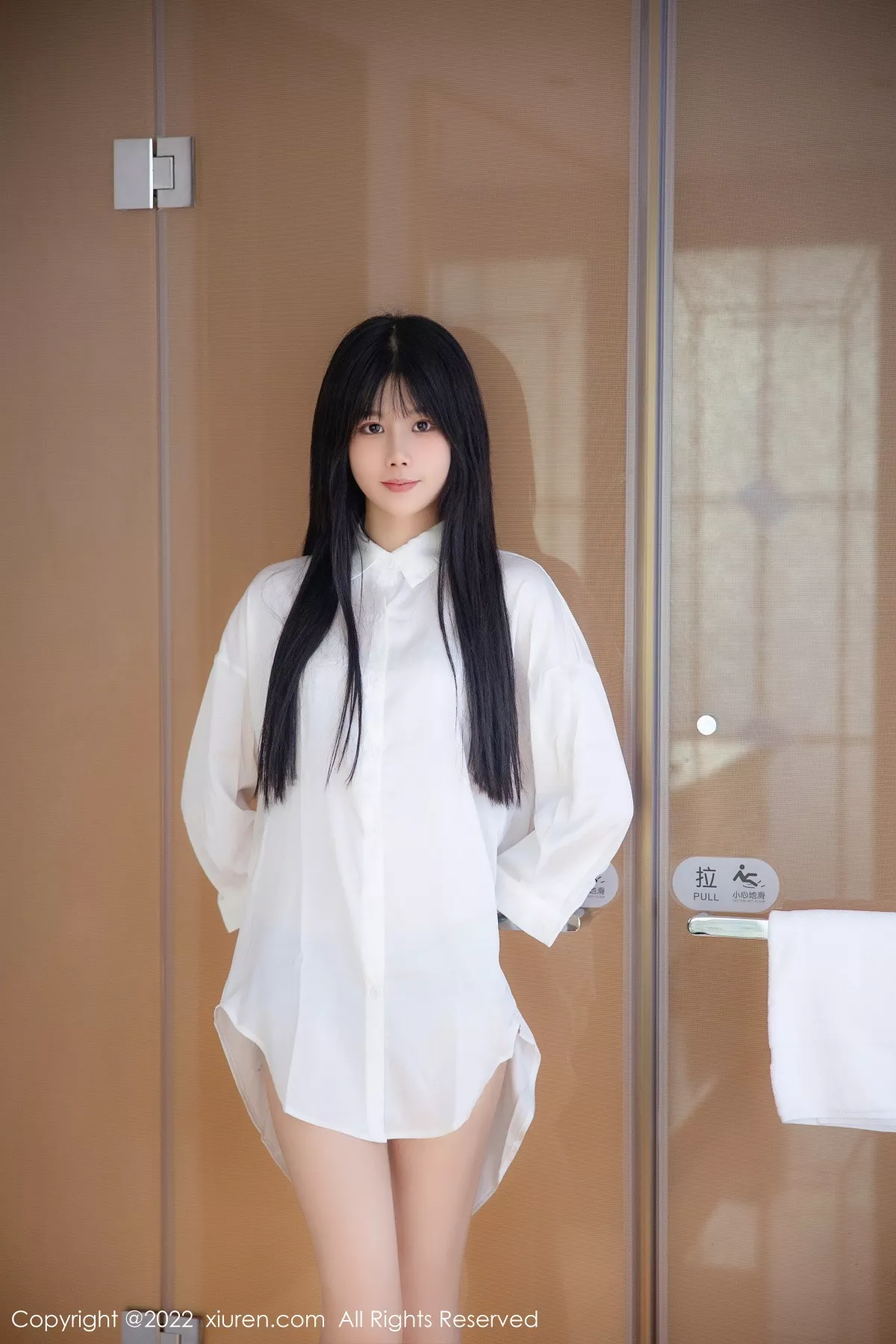 秀人集.com_[XiuRen秀人网]No.5909_模特77qiqi私房浴室脱性感白T露浅蓝色蕾丝内衣迷人诱惑写真85P