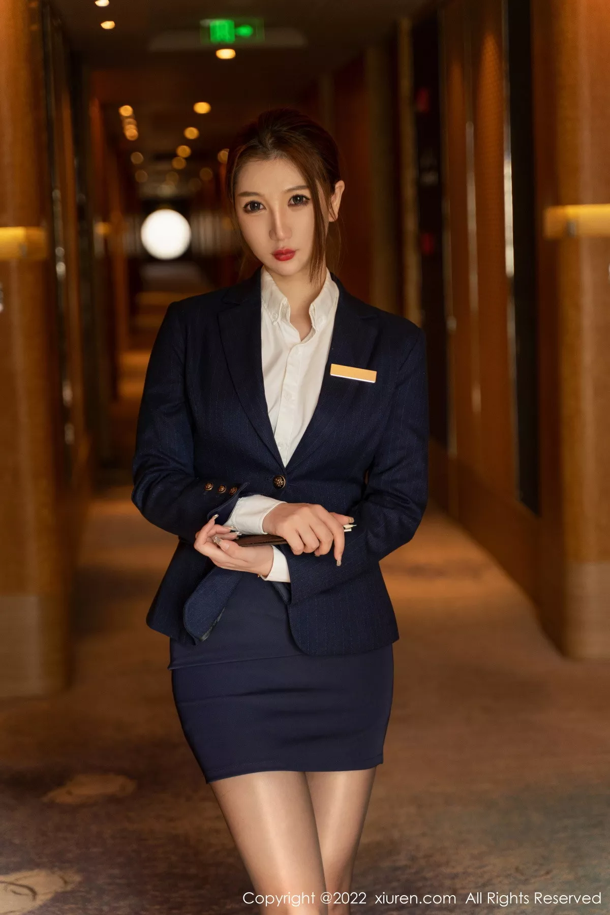 秀人集.com_[XiuRen秀人网]No.5918_模特顾乔楠Cora脱蓝色制服露性感内衣配超薄无内黑丝诱惑写真72P