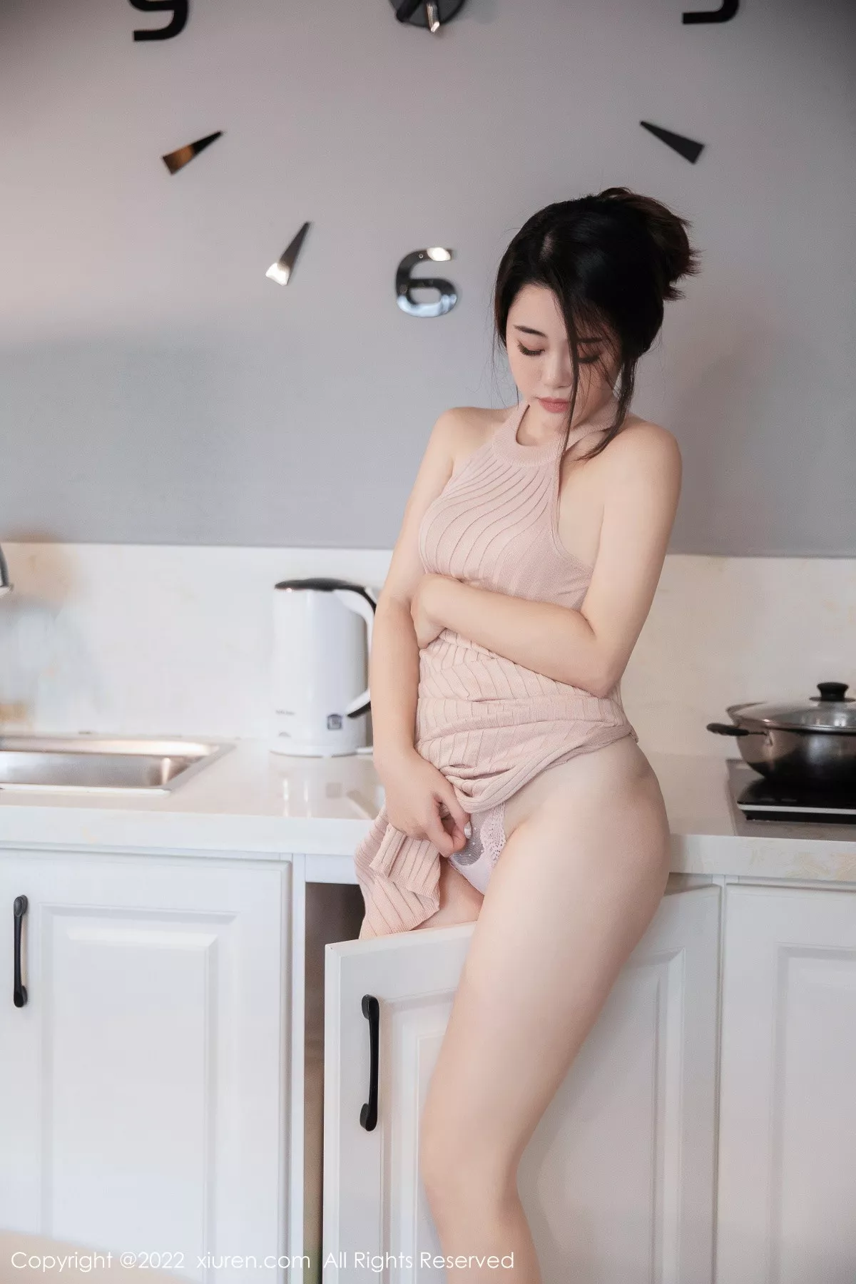 秀人集.com_[XiuRen秀人网]No.6066_模特严利娅Yuliya性感粉色开叉连衣长裙秀白嫩美腿撩人诱惑写真55P