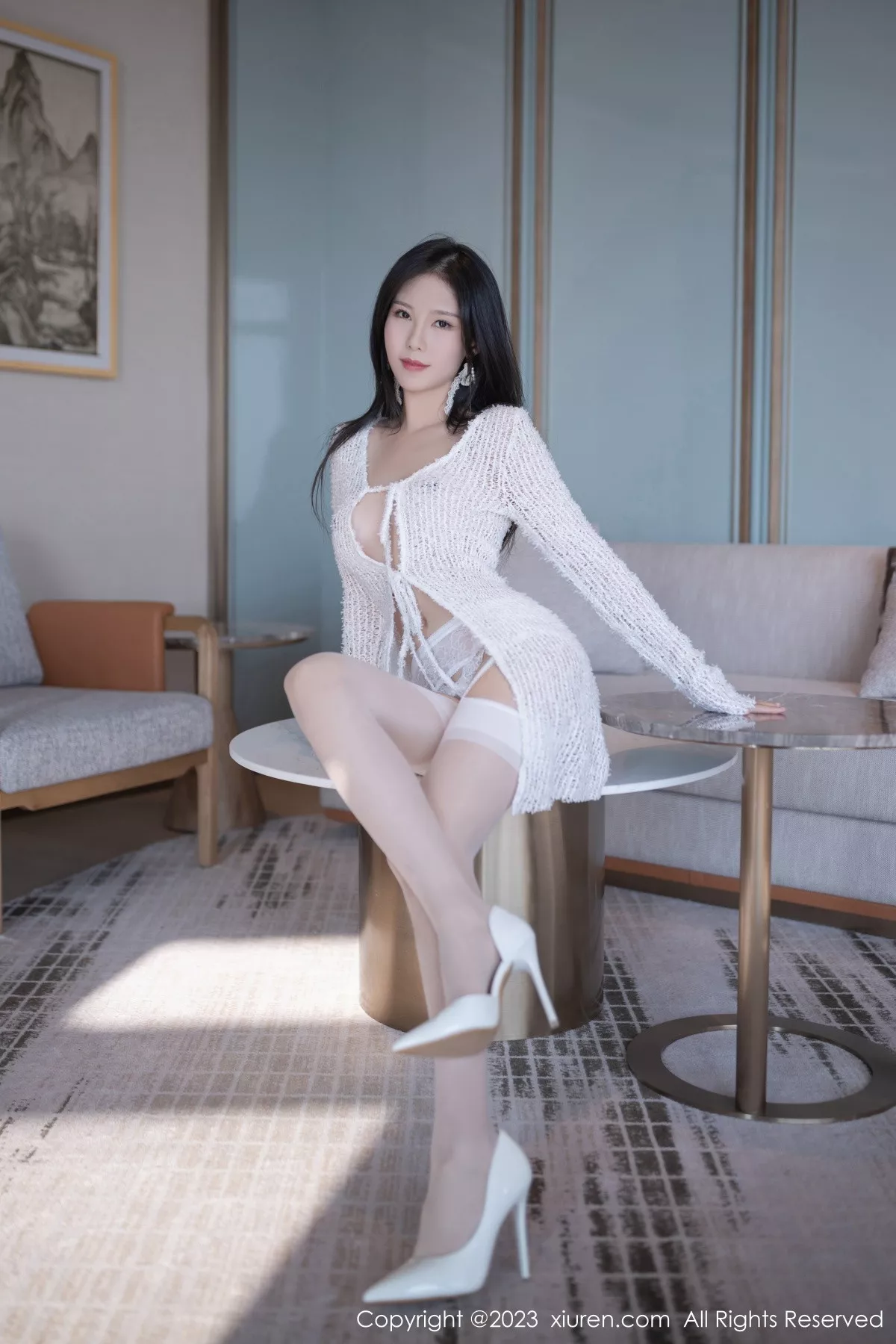 秀人集.com_[XiuRen秀人网]No.6119_模特利世女友角色白色缕空毛线配白丝吊袜秀曼妙身姿诱惑写真81P