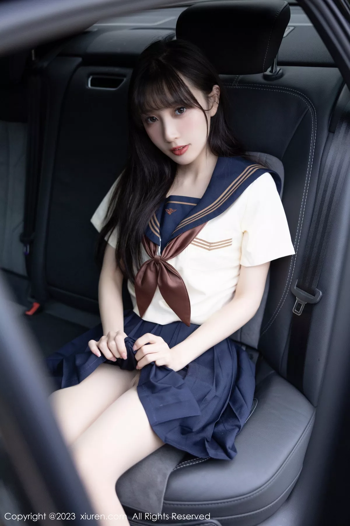 秀人集.com_[XiuRen秀人网]No.6126_模特林星阑海南岛旅拍脱学妹制服露白色内衣原色丝袜诱惑写真81P