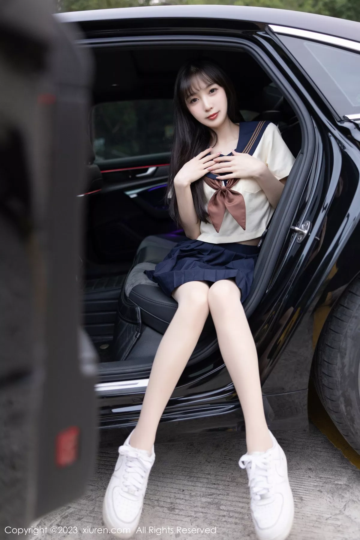 秀人集.com_[XiuRen秀人网]No.6126_模特林星阑海南岛旅拍脱学妹制服露白色内衣原色丝袜诱惑写真81P