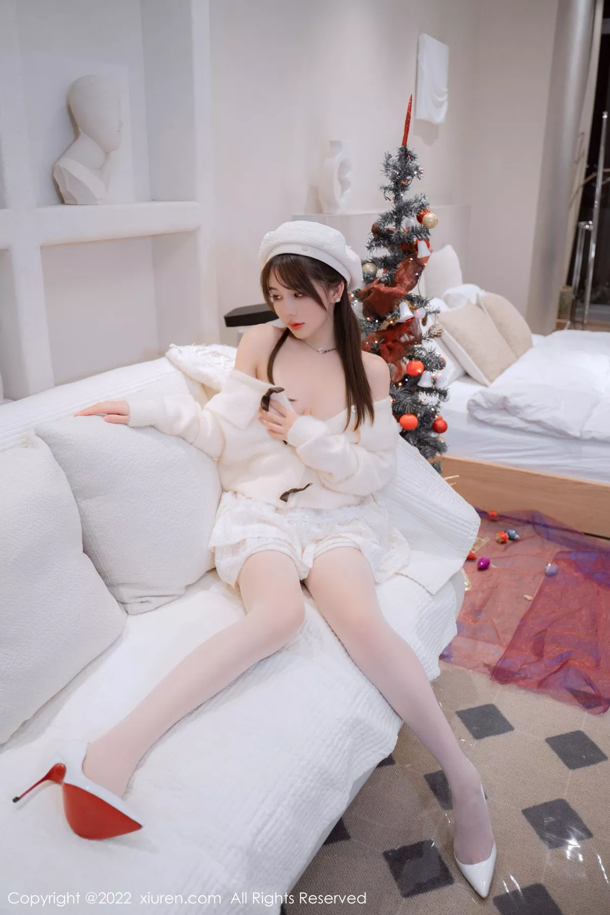 秀人集.com_[XiuRen秀人网]No.6025_模特婠婠么性感白色毛线上衣配白短裙秀曼妙身姿完美诱惑写真68P