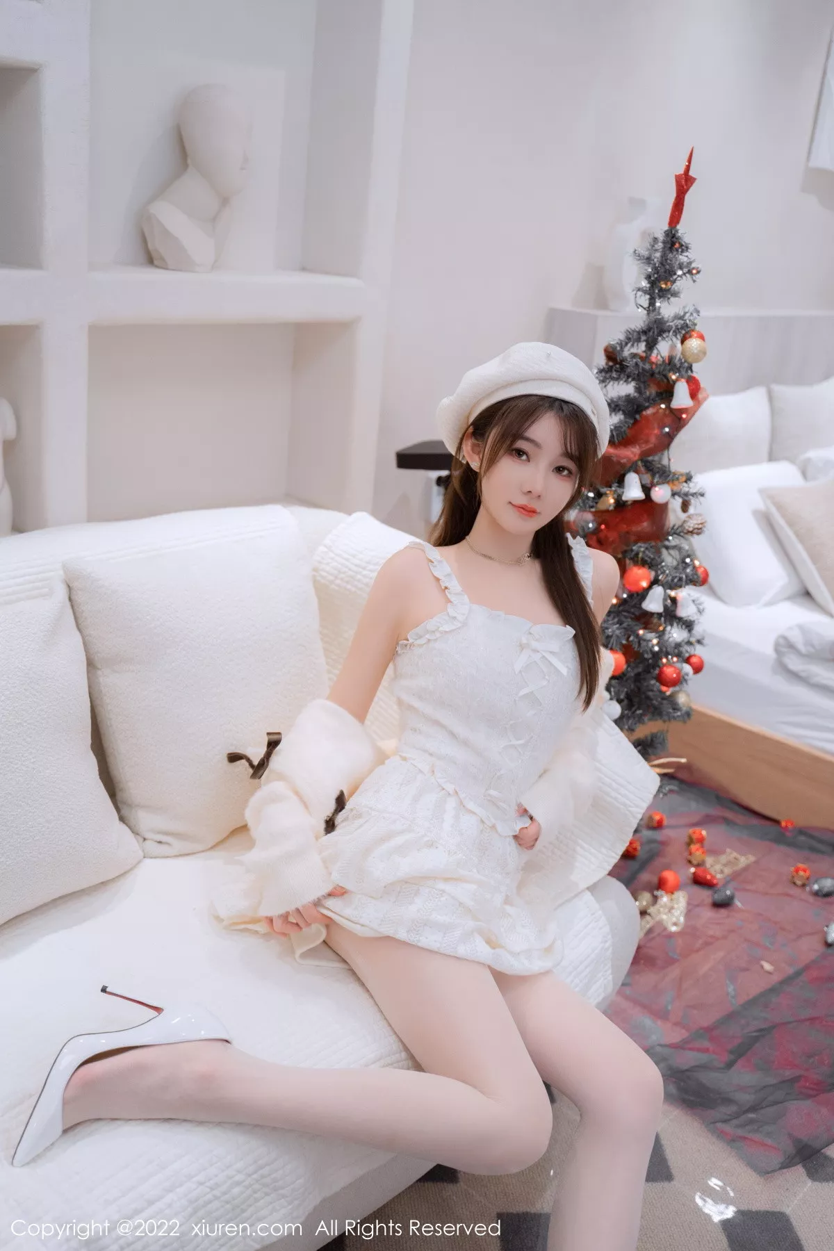 秀人集.com_[XiuRen秀人网]No.6025_模特婠婠么性感白色毛线上衣配白短裙秀曼妙身姿完美诱惑写真68P