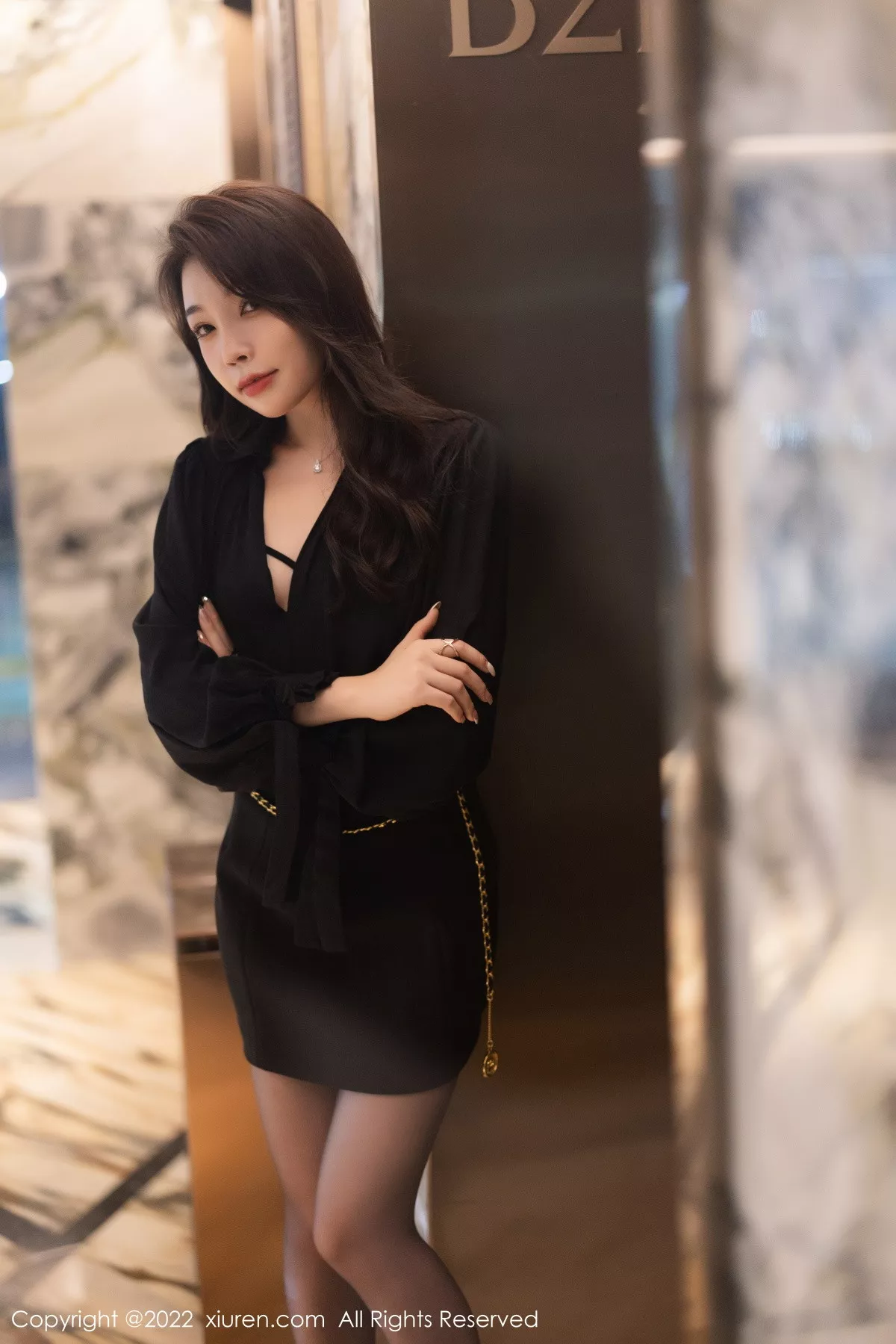 秀人集.com_[XiuRen秀人网]No.6033_女神徐莉芝Booty私房半脱露黑色情趣内衣配无内黑丝诱惑写真83P