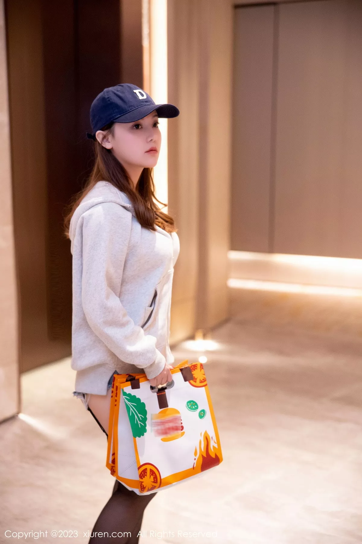 秀人集.com_[XiuRen秀人网]No.6155_模特豆瓣酱角色扮演性感黑色蕾丝内衣配超薄黑丝惹火诱惑写真87P