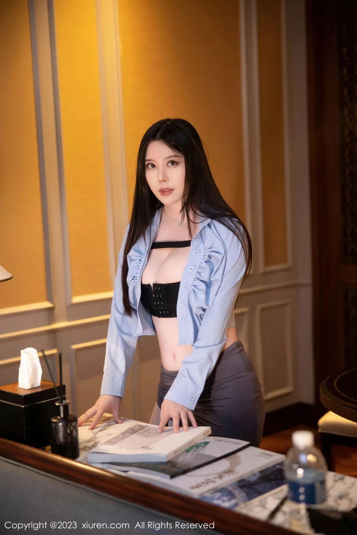 秀人集.com_[XiuRen秀人网]No.6196_模特白茹雪性感浅蓝色上衣配灰色短裙露黑色内衣迷人诱惑写真66P