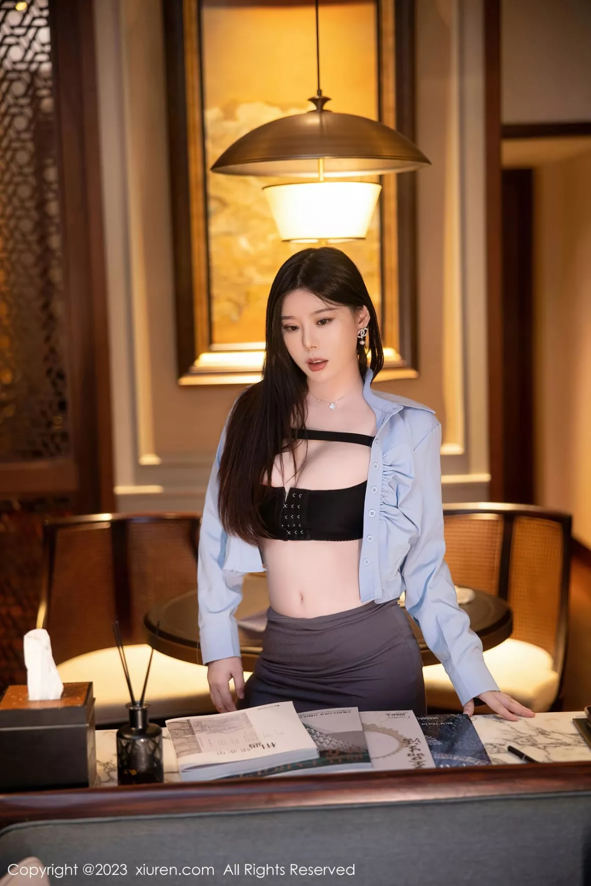 秀人集.com_[XiuRen秀人网]No.6196_模特白茹雪性感浅蓝色上衣配灰色短裙露黑色内衣迷人诱惑写真66P