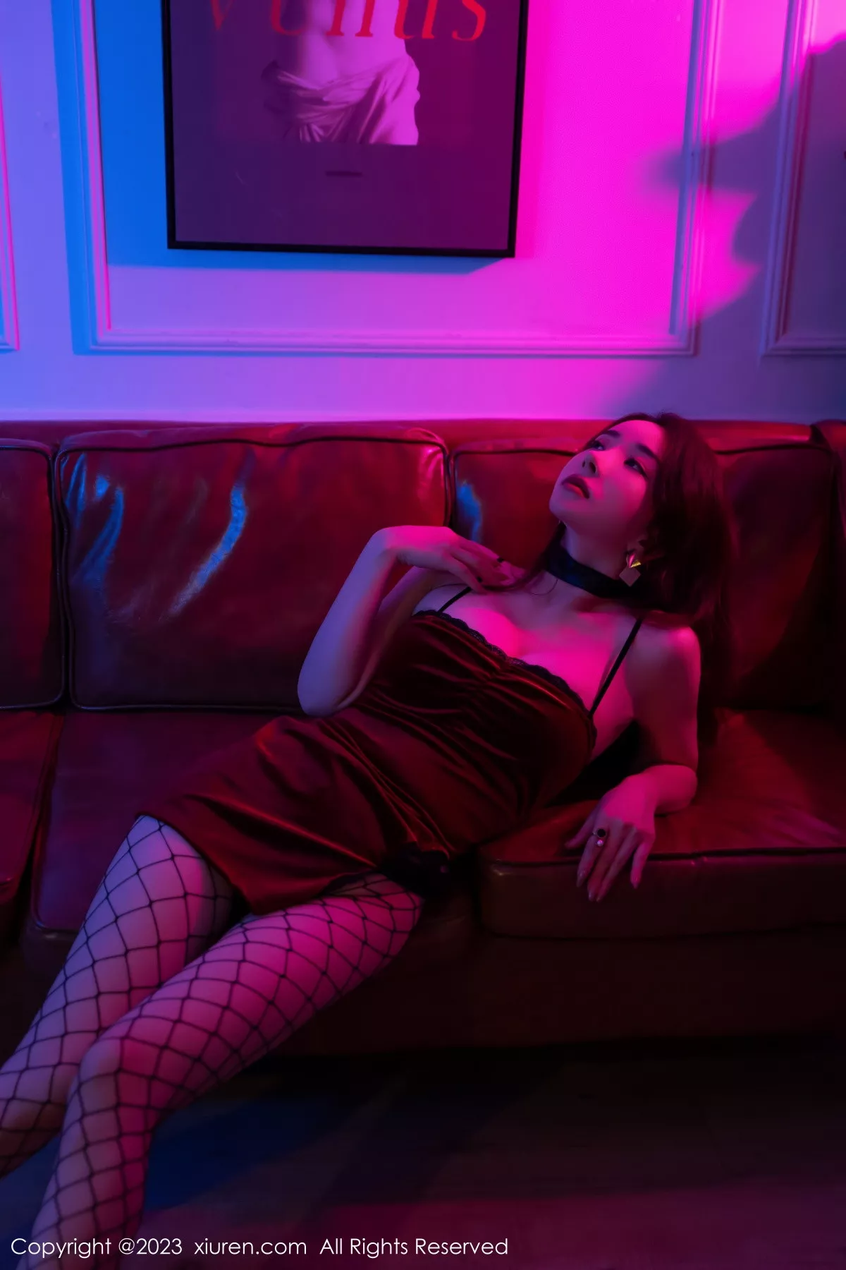 秀人集.com_[XiuRen秀人网]No.6192_新人雨儿1494性感红色吊带短裙配网格丝袜秀苗条身姿迷人写真60P