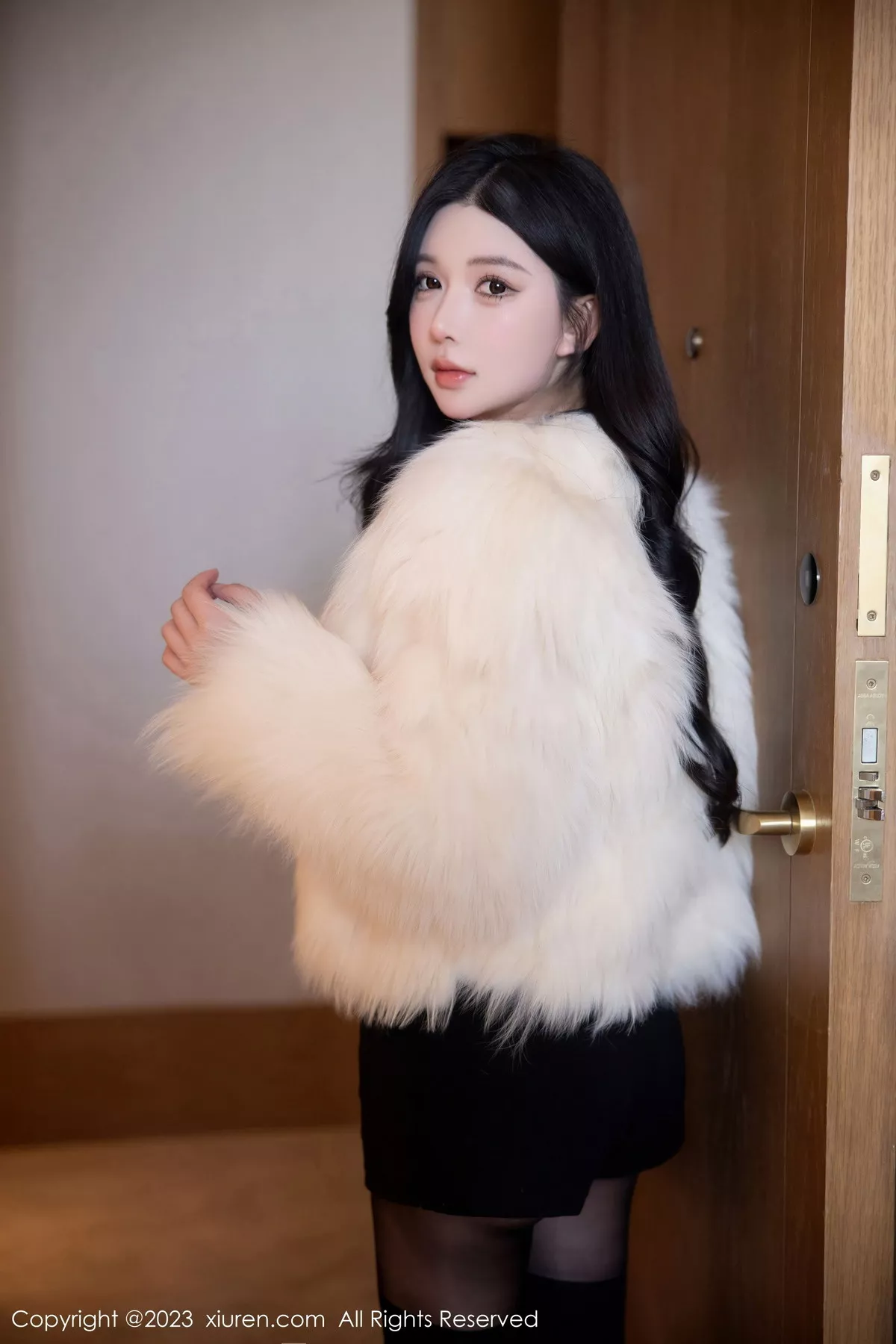 秀人集.com_[XiuRen秀人网]No.6212_模特林珊珊黑色收身服饰露性感黑色轻透蕾丝内衣极致诱惑写真81P