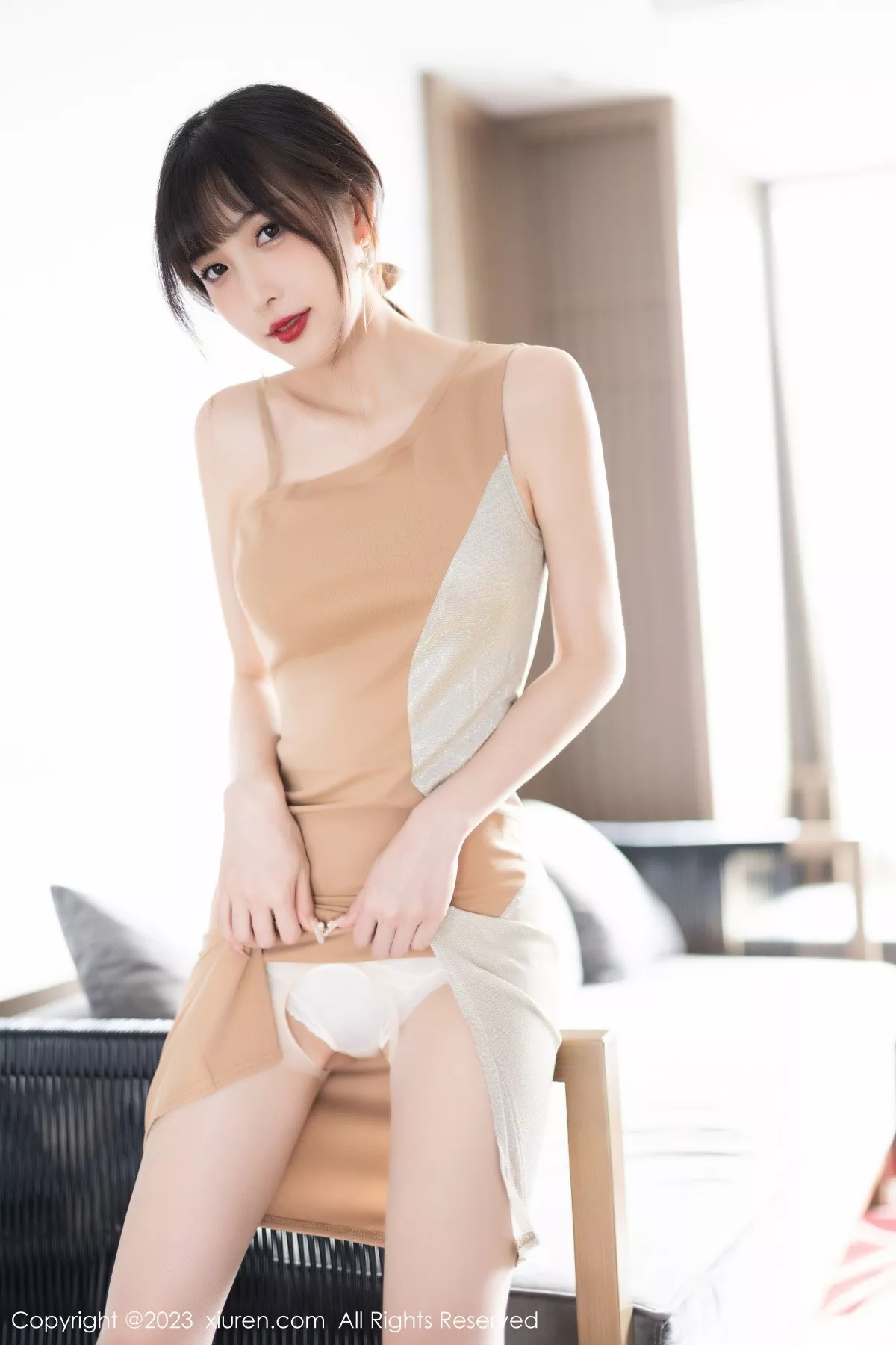 秀人集.com_[XiuRen秀人网]No.6236_模特林星阑脱咖啡色连衣裙露白色蕾丝内衣配开档肉丝诱惑写真90P