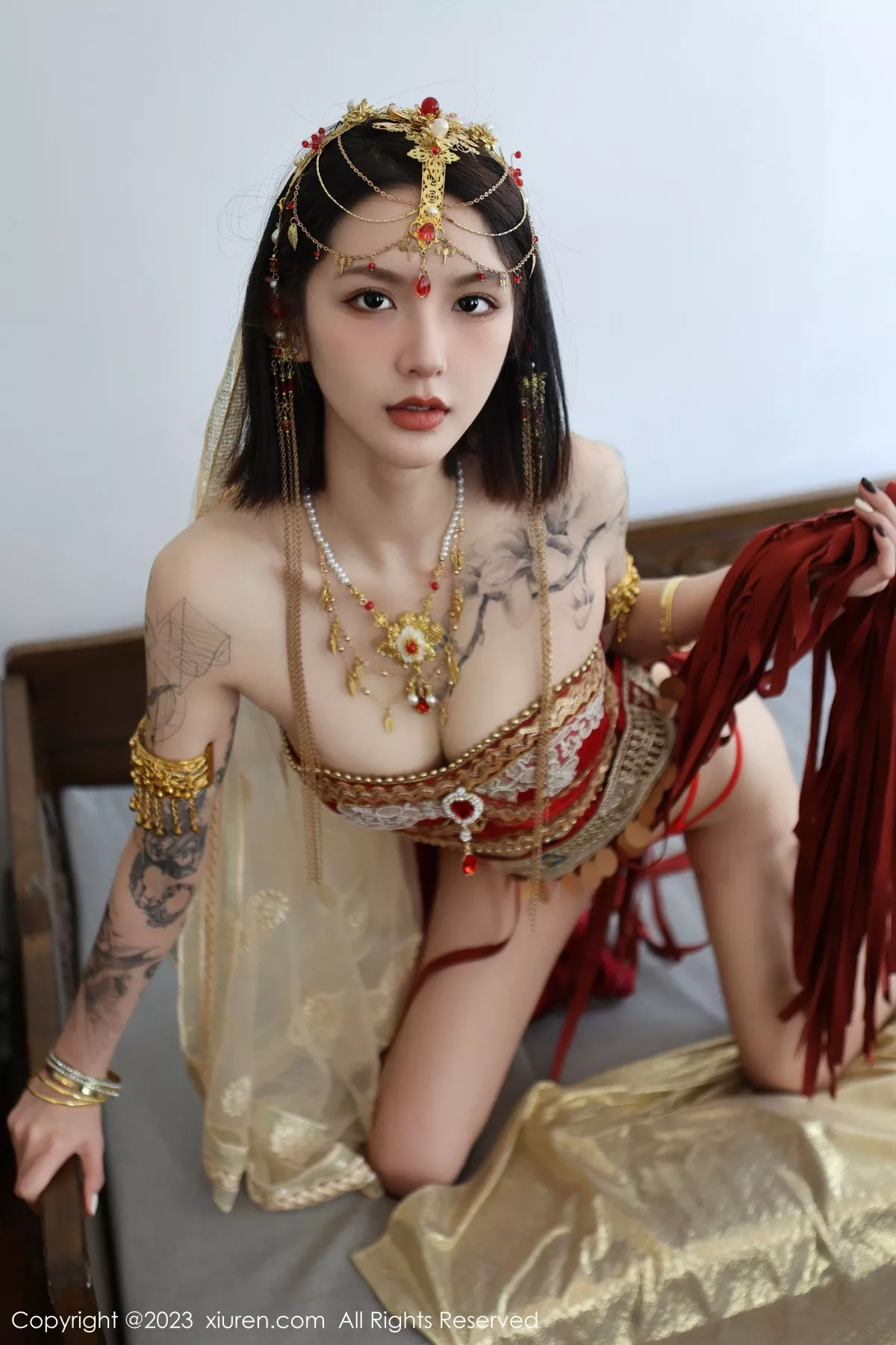 秀人集.com_[XiuRen秀人网]No.6240_模特乔一一性感异域风情舞女服饰秀曼妙身姿迷人气质诱惑写真76P