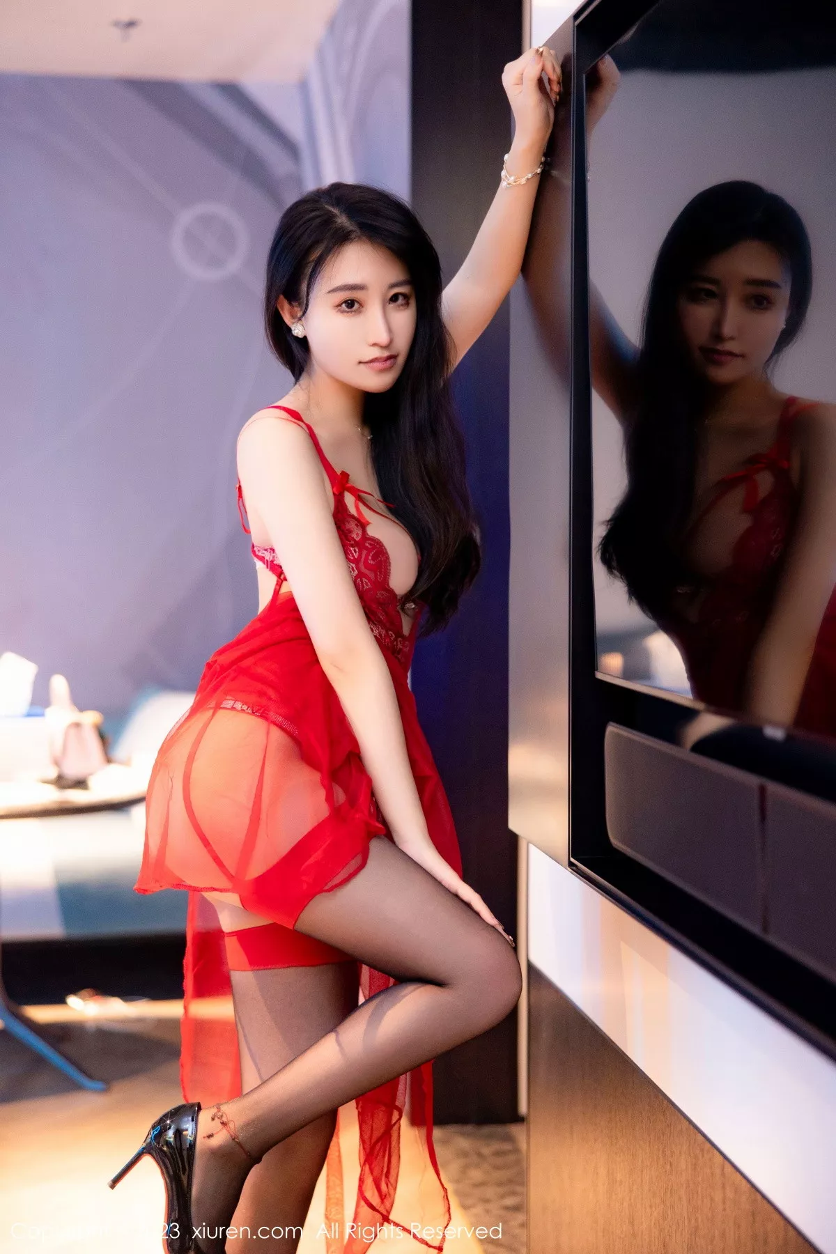 秀人集.com_[XiuRen秀人网]No.6237_模特司柠性感红色蕾丝情趣服饰配黑丝吊袜秀曼妙身姿诱惑写真66P