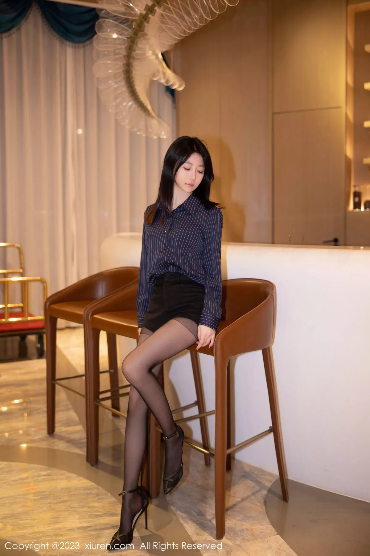 秀人集.com_[XiuRen秀人网]No.6246_模特谢小蒽宾馆性感OL装扮半脱露性感黑色蕾丝内衣撩人诱惑写真87P