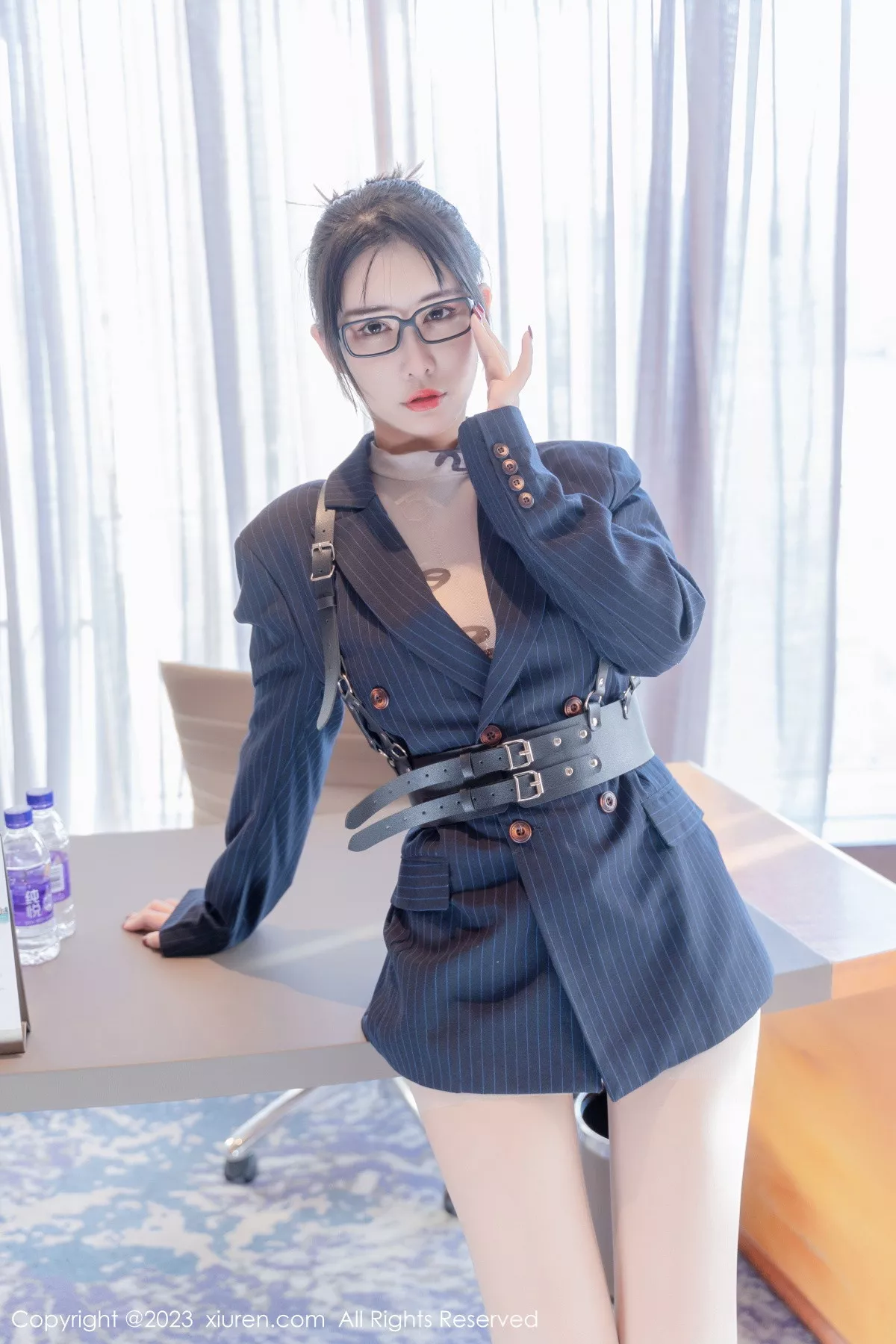 秀人集.com_[XiuRen秀人网]No.6255_模特夏沫沫tifa私人秘书主题性感超薄肉丝秀完美身材诱惑写真62P