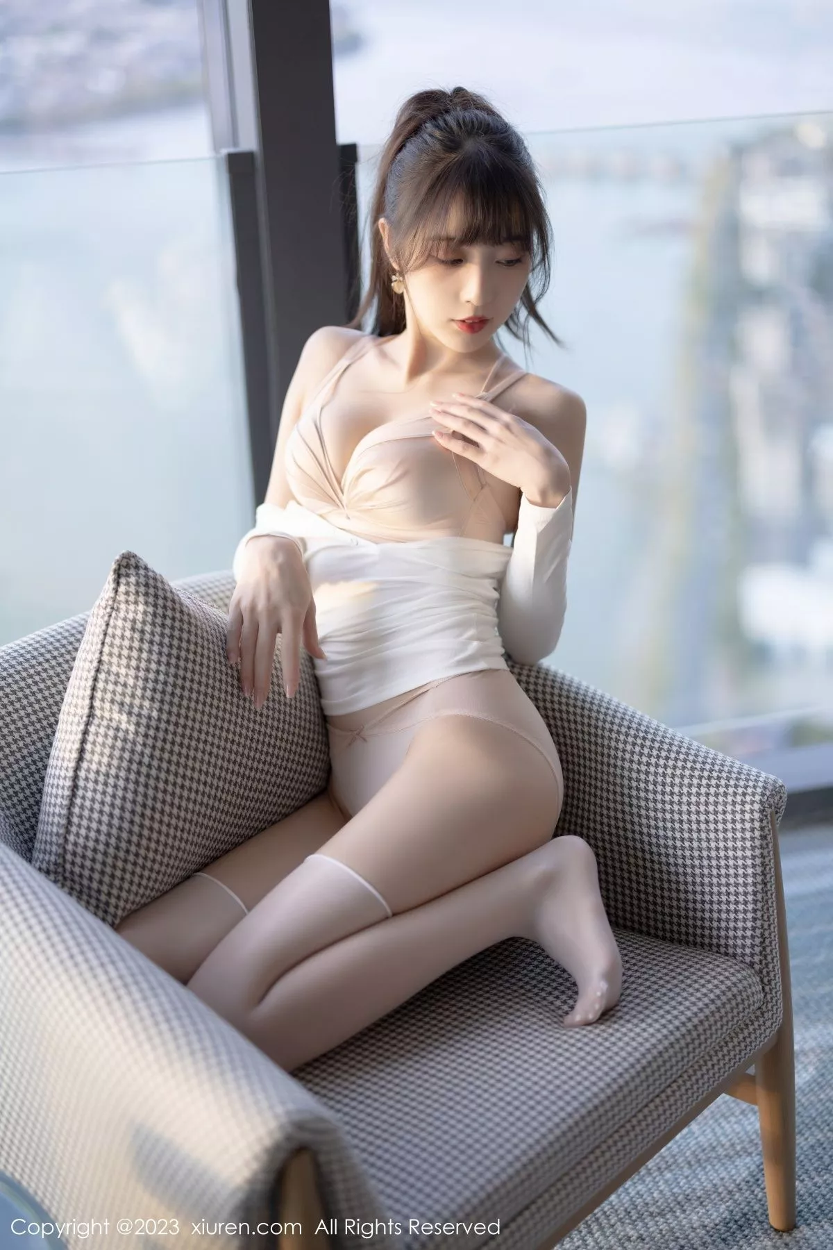 秀人集.com_[XiuRen秀人网]No.6263_模特林星阑白色上衣配粉色短裙露性感内衣秀曼妙身材诱惑写真85P