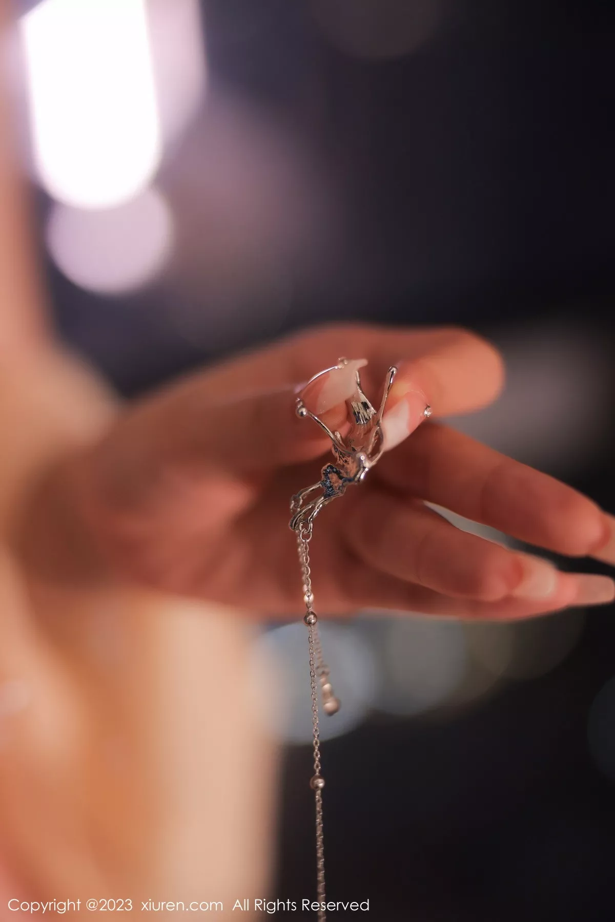 秀人集.com_[XiuRen秀人网]No.6262_模特江真真浴室场景橙色古装服饰秀圆润丰腴身材惹火诱惑写真70P