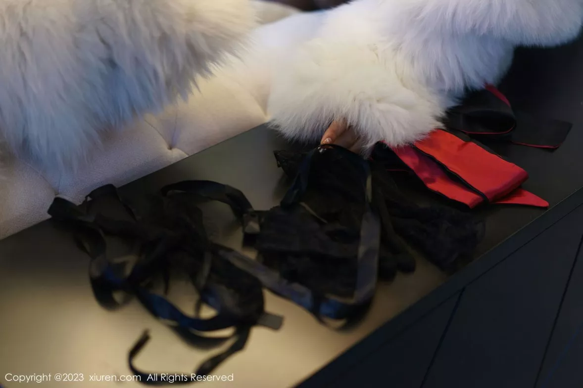 秀人集.com_[XiuRen秀人网]No.6162_模特laura阿姣模特合集性感女神私房拍摄双峰对决撩人诱惑写真72P