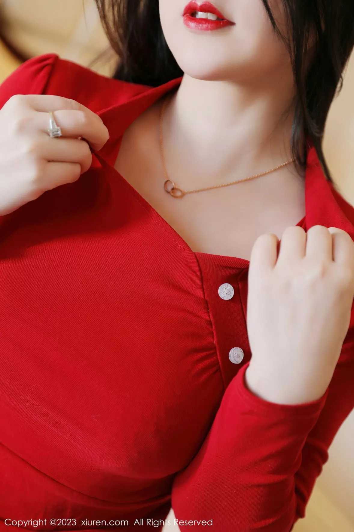 秀人集.com_[XiuRen秀人网]No.6166_模特诗诗kiki脱红色连衣短裙露紫色蕾丝内衣配蕾丝吊袜诱惑写真60P