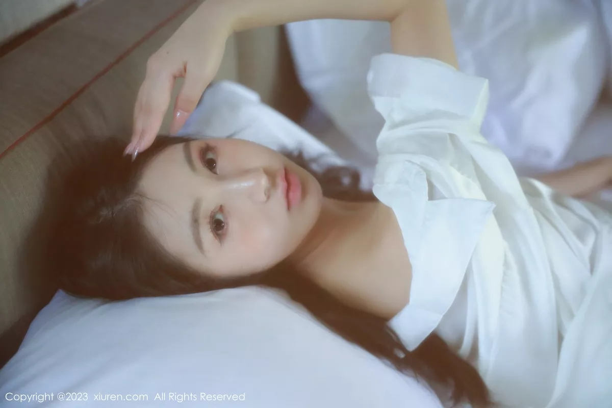 秀人集.com_[XiuRen秀人网]No.6183_模特谢晚晚私房床上脱性感白T秀曼妙身姿美轮美奂迷人诱惑写真44P
