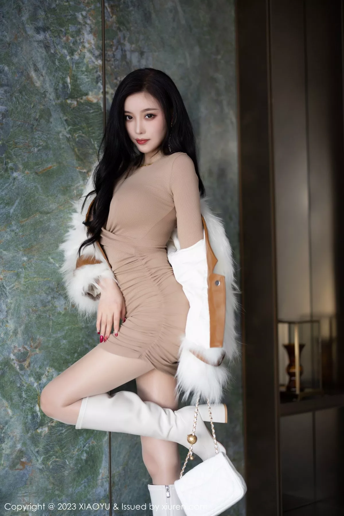 秀人集.com_[XiaoYu画语界]Vol.968_女神杨晨晨Yome杏色收身连衣裙配闪亮肉丝秀丰腴身材迷人写真82P