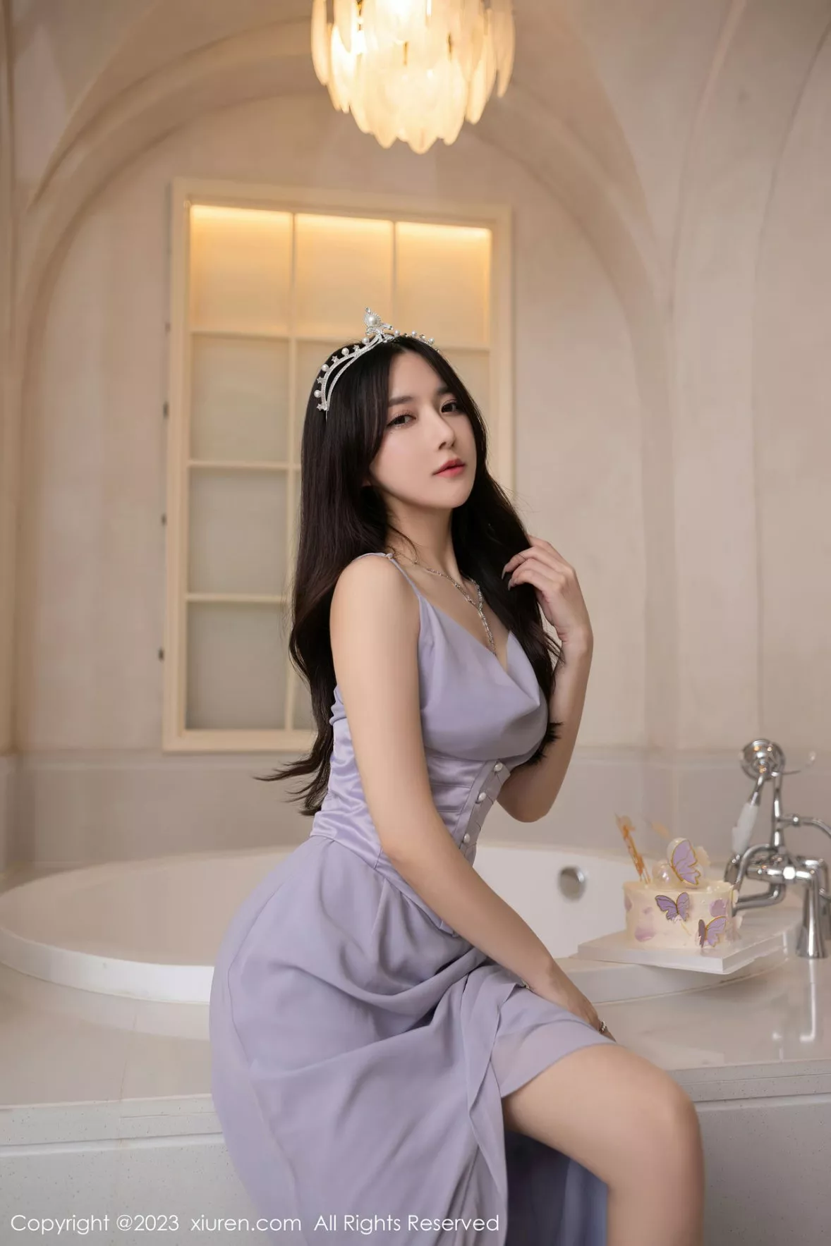 秀人集.com_[XiuRen秀人网]No.6286_模特鱼子酱Fish生日篇主题紫灰色连衣长裙秀曼妙身姿迷人写真83P