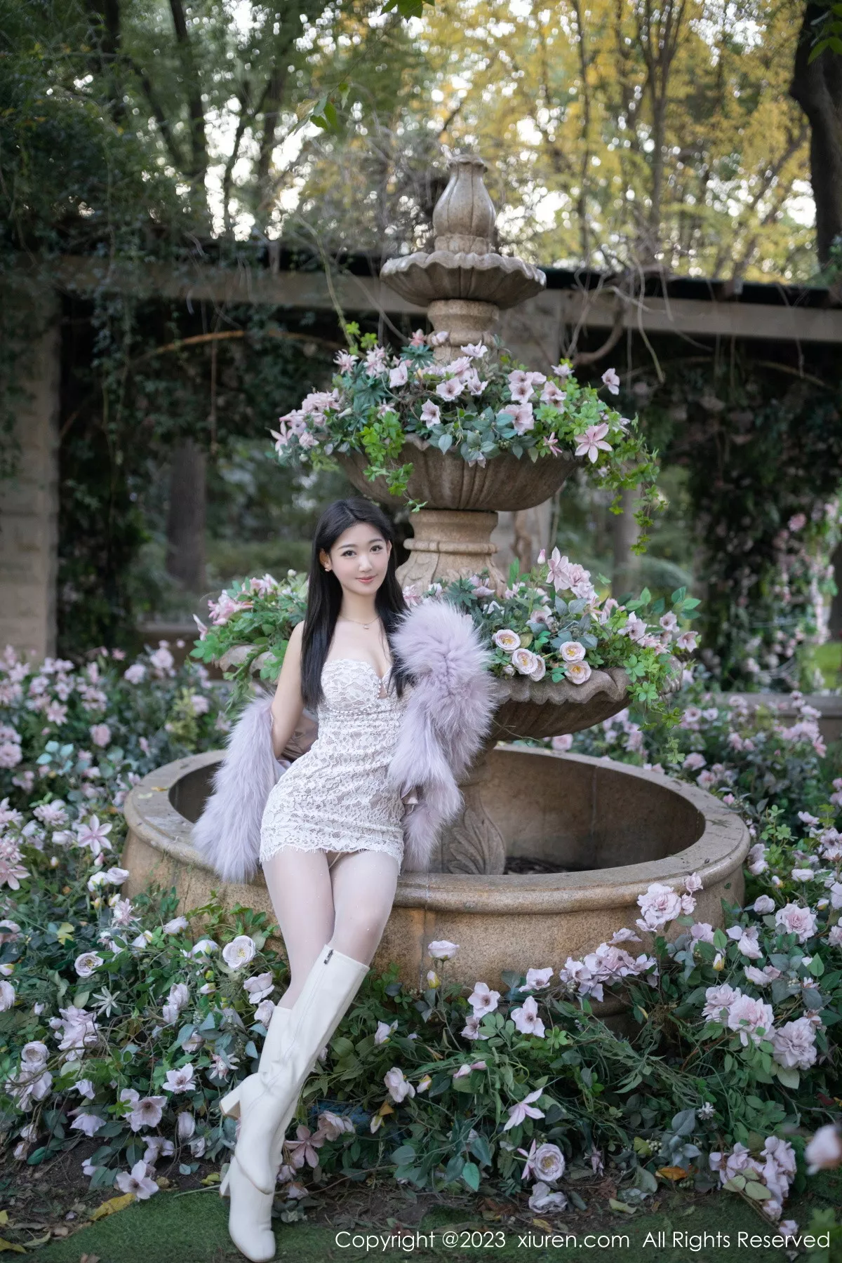 秀人集.com_[XiuRen秀人网]No.6331_模特唐安琪性感白色蕾丝吊带裙配开档白丝秀曼妙身姿诱惑写真79P