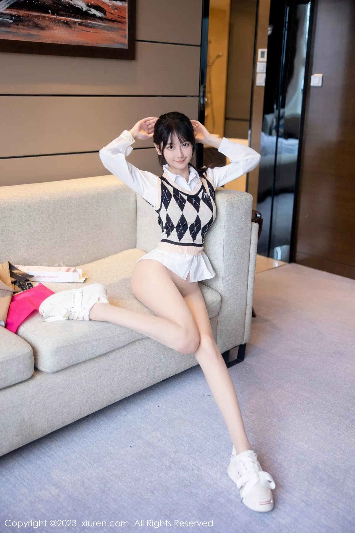 秀人集.com_[XiuRen秀人网]No.6329_模特谢小蒽私房半脱露粉色蕾丝内衣配超薄无内肉丝惹火诱惑写真94P