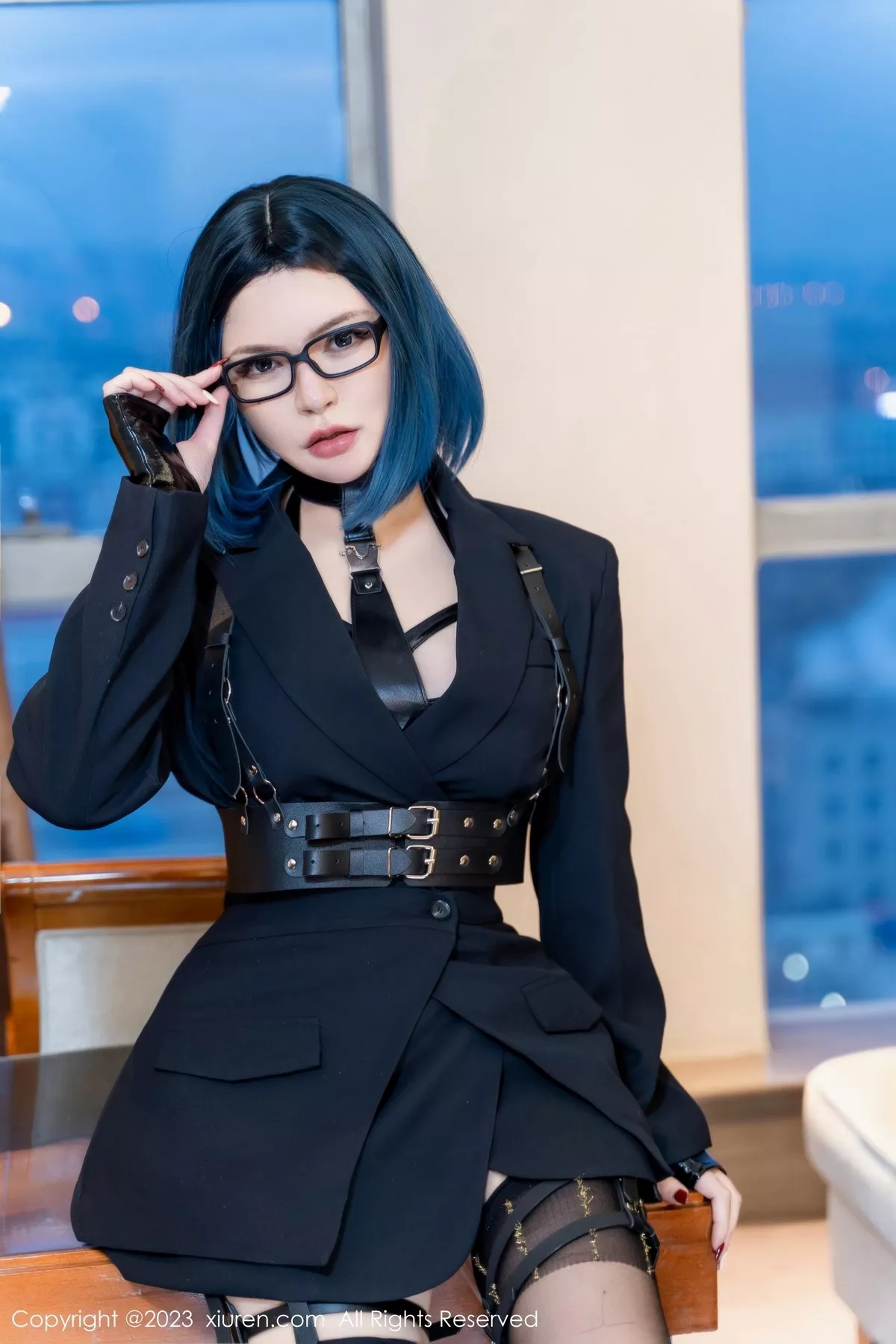 秀人集.com_[XiuRen秀人网]No.6340_大美妞伊丽莎有点白性感黑色带子情趣服饰秀惹火身材诱惑写真62P