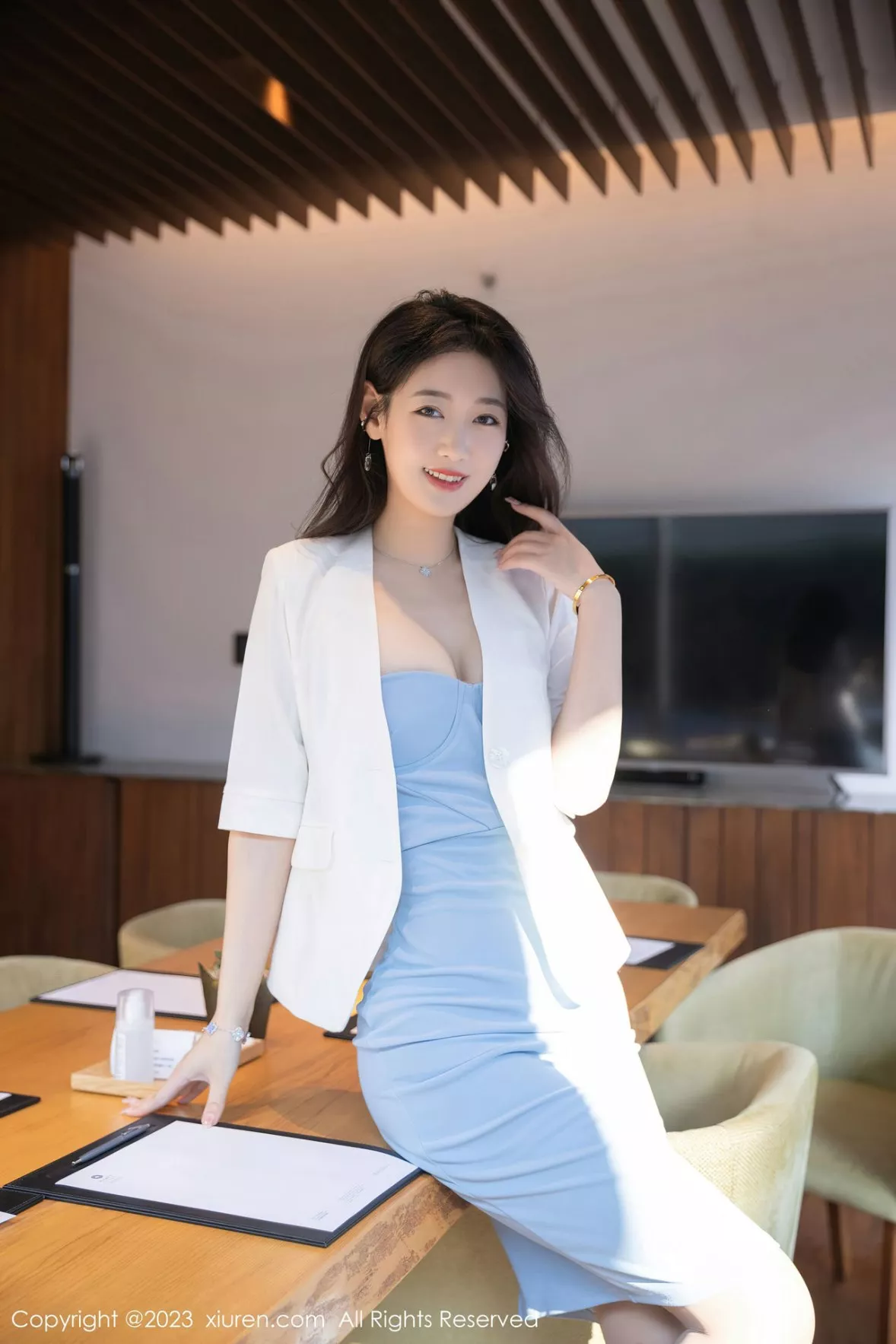 秀人集.com_[XiuRen秀人网]No.6368_模特唐安琪性感OL职业装配超薄肉丝秀曼妙身姿迷人诱惑写真83P