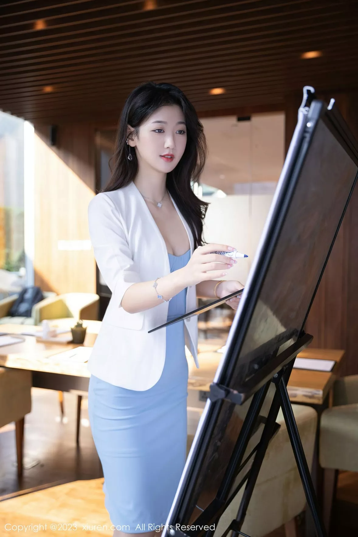 秀人集.com_[XiuRen秀人网]No.6368_模特唐安琪性感OL职业装配超薄肉丝秀曼妙身姿迷人诱惑写真83P