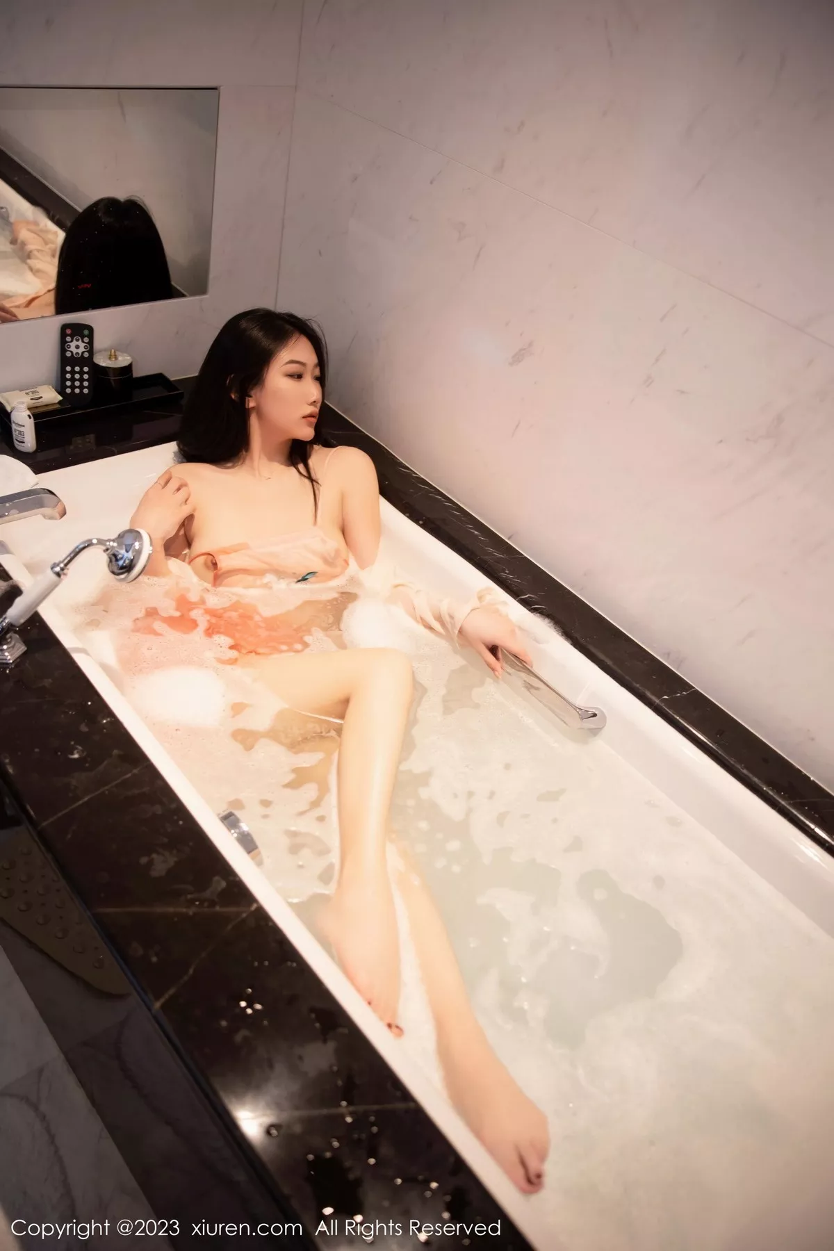 秀人集.com_[XiuRen秀人网]No.6369_新人模特李佳芮cherie性感粉色薄透古装服饰秀惹火身材诱惑写真91P