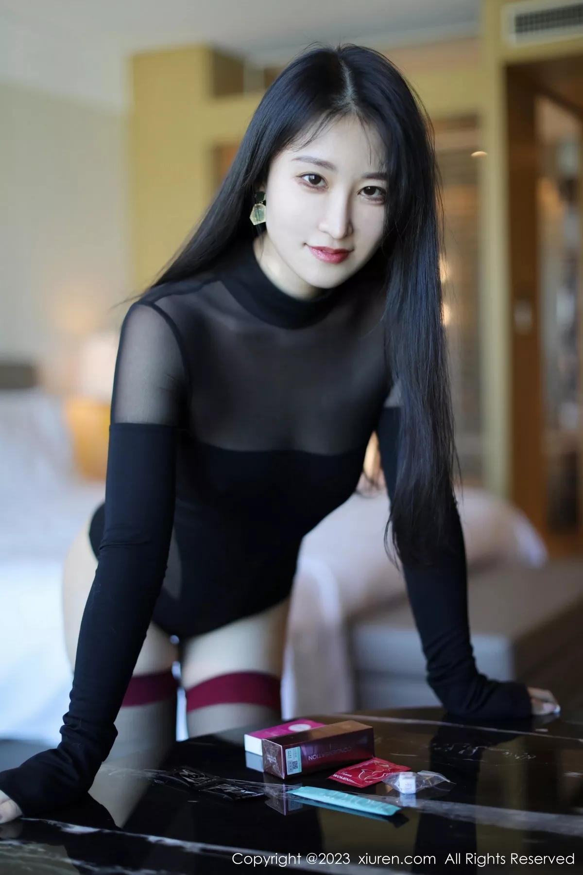 秀人集.com_[XiuRen秀人网]No.6380_模特司柠性感黑色轻透高开叉服饰配黑丝袜秀曼妙身姿诱惑写真79P