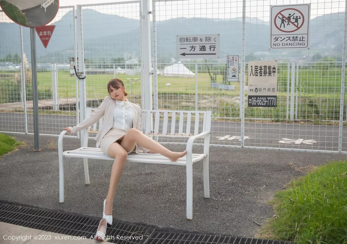 秀人集.com_[XiuRen秀人网]No.6383_模特张思允Nice户外OL装半脱露性感黑色蕾丝内衣迷人诱惑写真87P