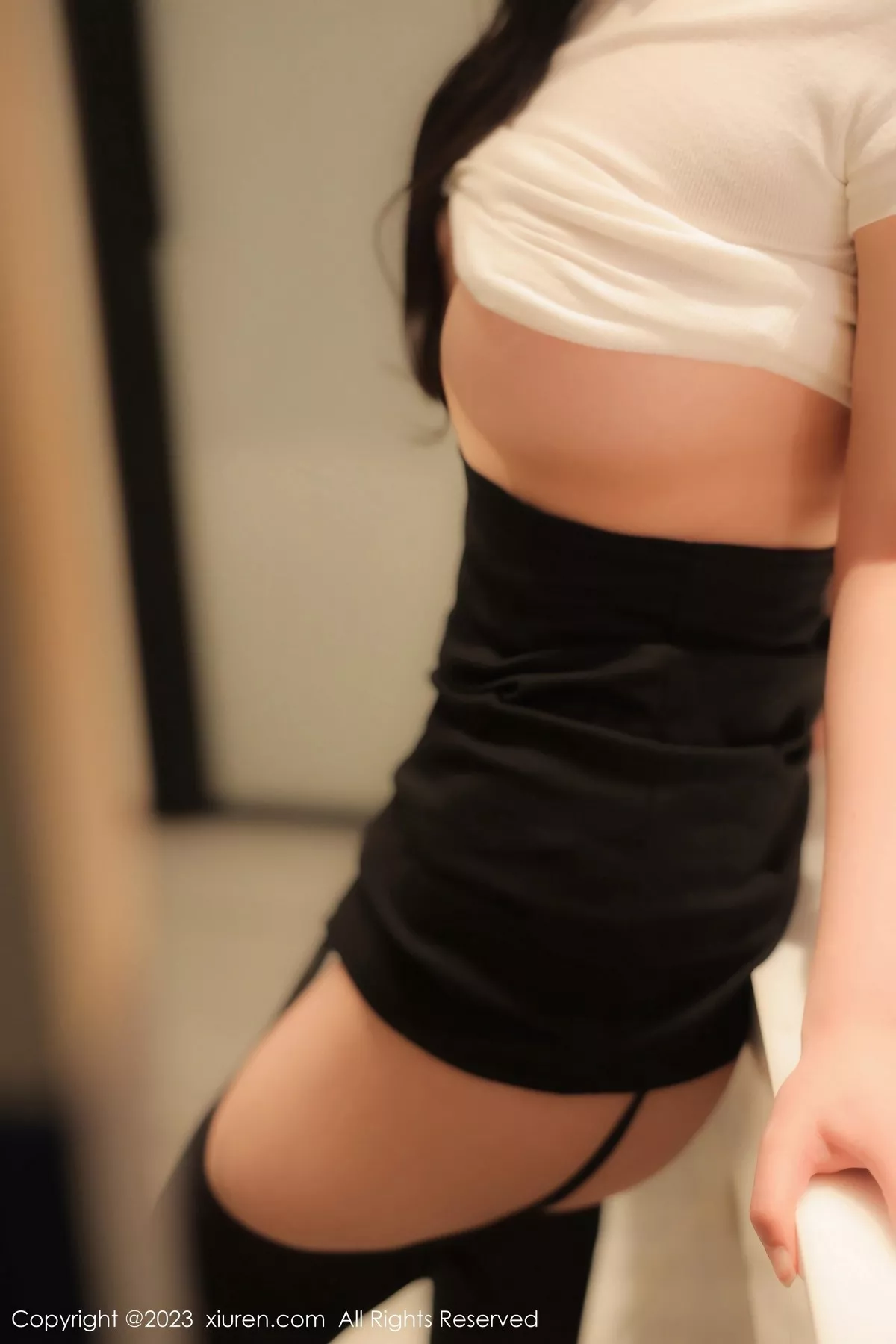 秀人集.com_[XiuRen秀人网]No.6394_模特林珊珊白色轻透上衣配黑短裙魅惑黑丝秀曼妙身姿迷人写真103P