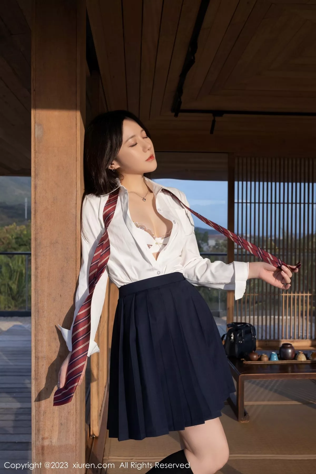 秀人集.com_[XiuRen秀人网]No.6400_模特鱼子酱Fish性感学妹装扮白T配深蓝短裙秀曼妙身姿诱惑写真82P