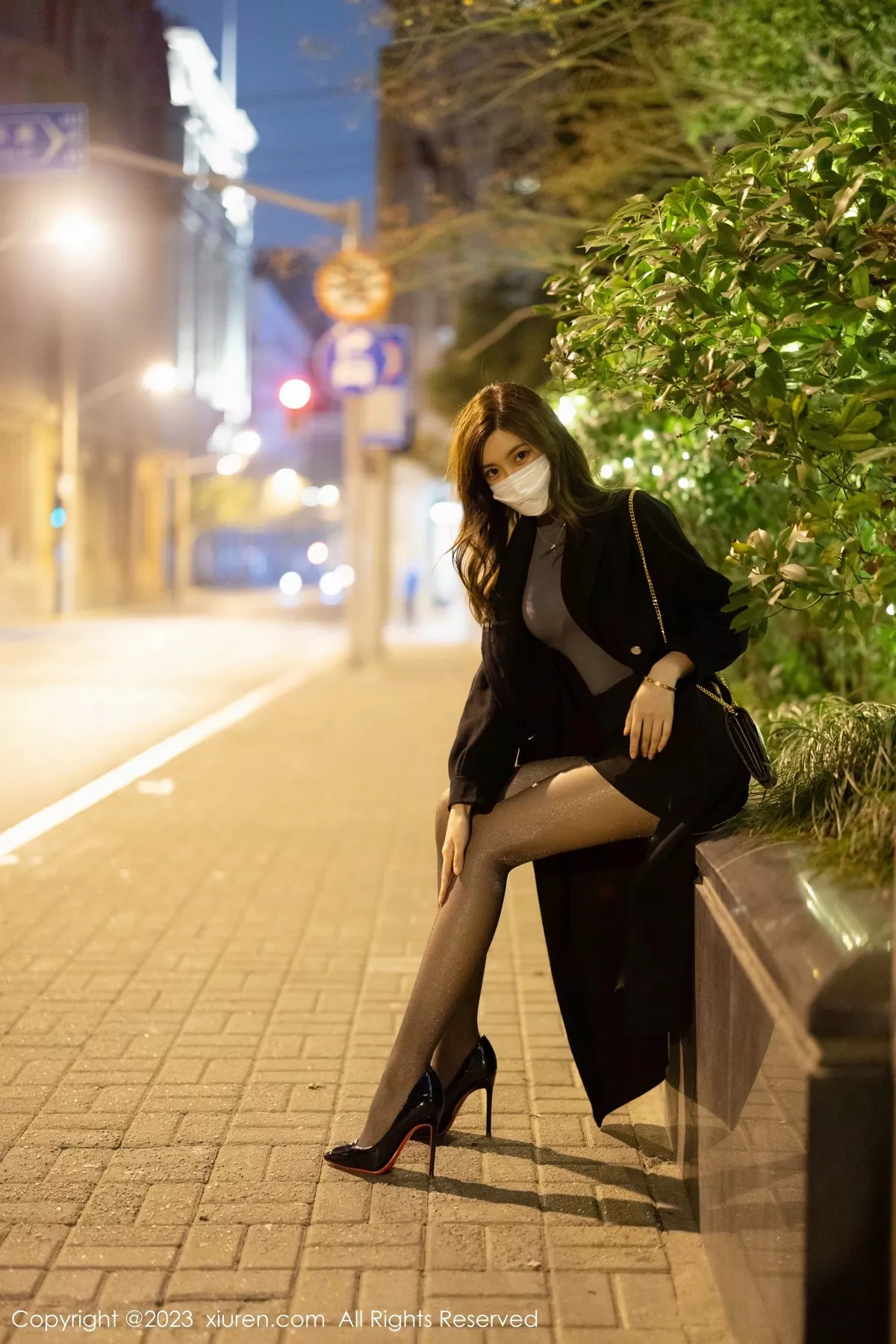 秀人集.com_[XiuRen秀人网]No.6395_女神绮里嘉ula深灰色收身上衣配黑短裙露性感灰色内衣诱惑写真79P