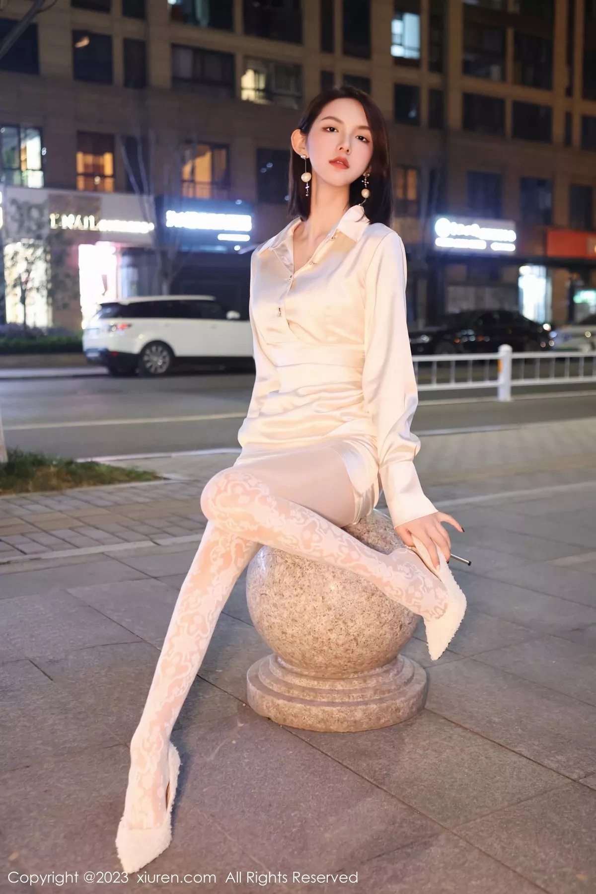 秀人集.com_[XiuRen秀人网]No.6393_模特乔一一脱性感米色连衣短裙露白色内衣秀曼妙身姿诱惑写真92P