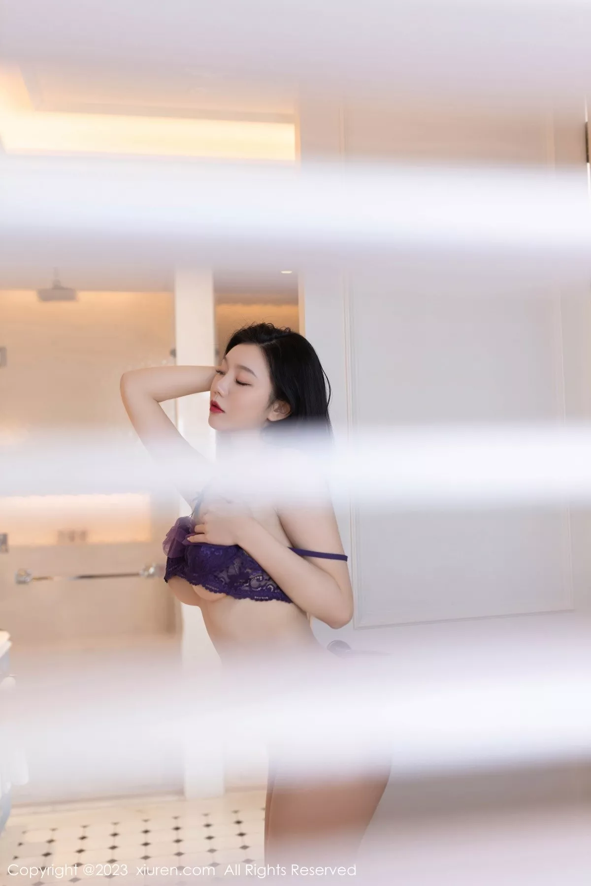 秀人集.com_[XiuRen秀人网]No.6413_模特安然anran蓝色上衣配黑短裙露紫色内衣秀曼妙身姿诱惑写真80P