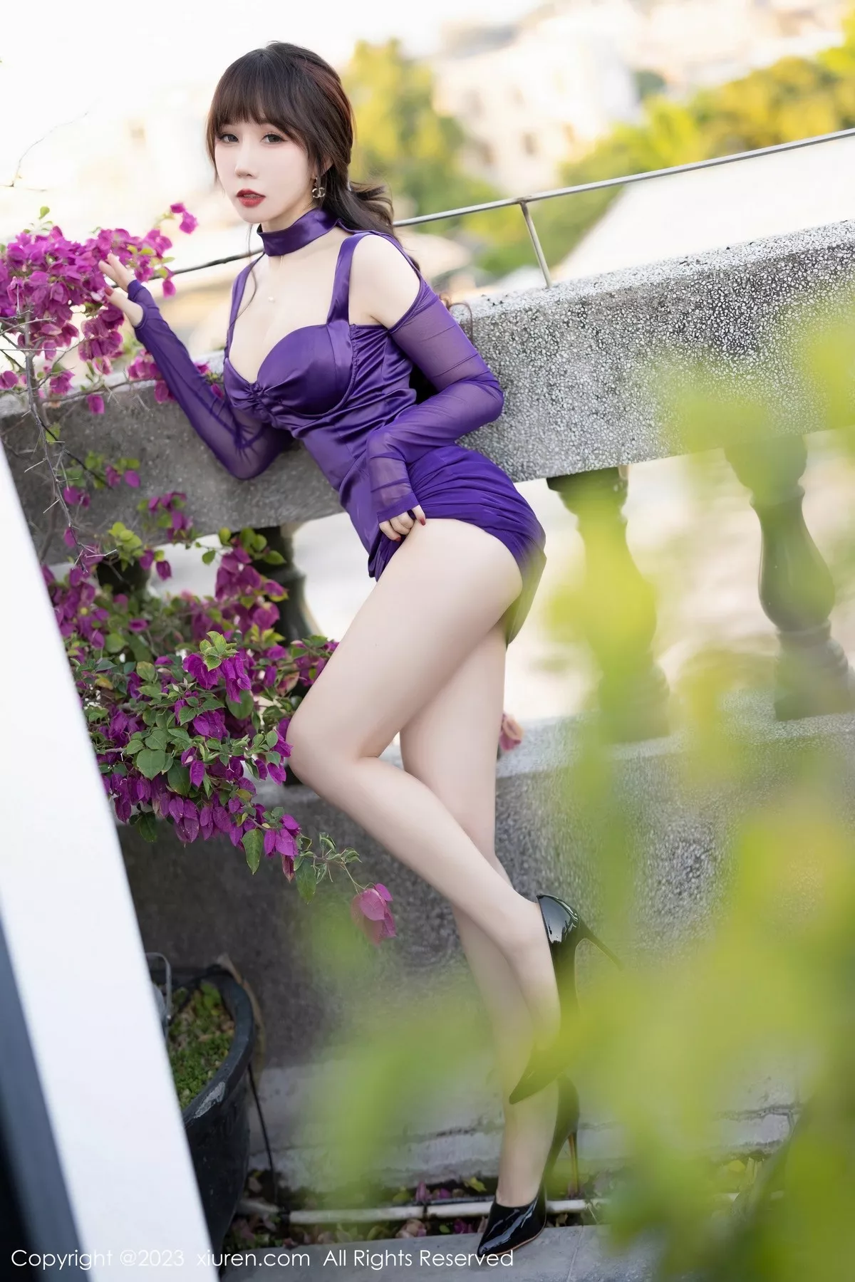 秀人集.com_[XiuRen秀人网]No.6419_模特波巧酱脱紫色连衣长裙露淡红轻透内衣秀曼妙身姿诱惑写真81P