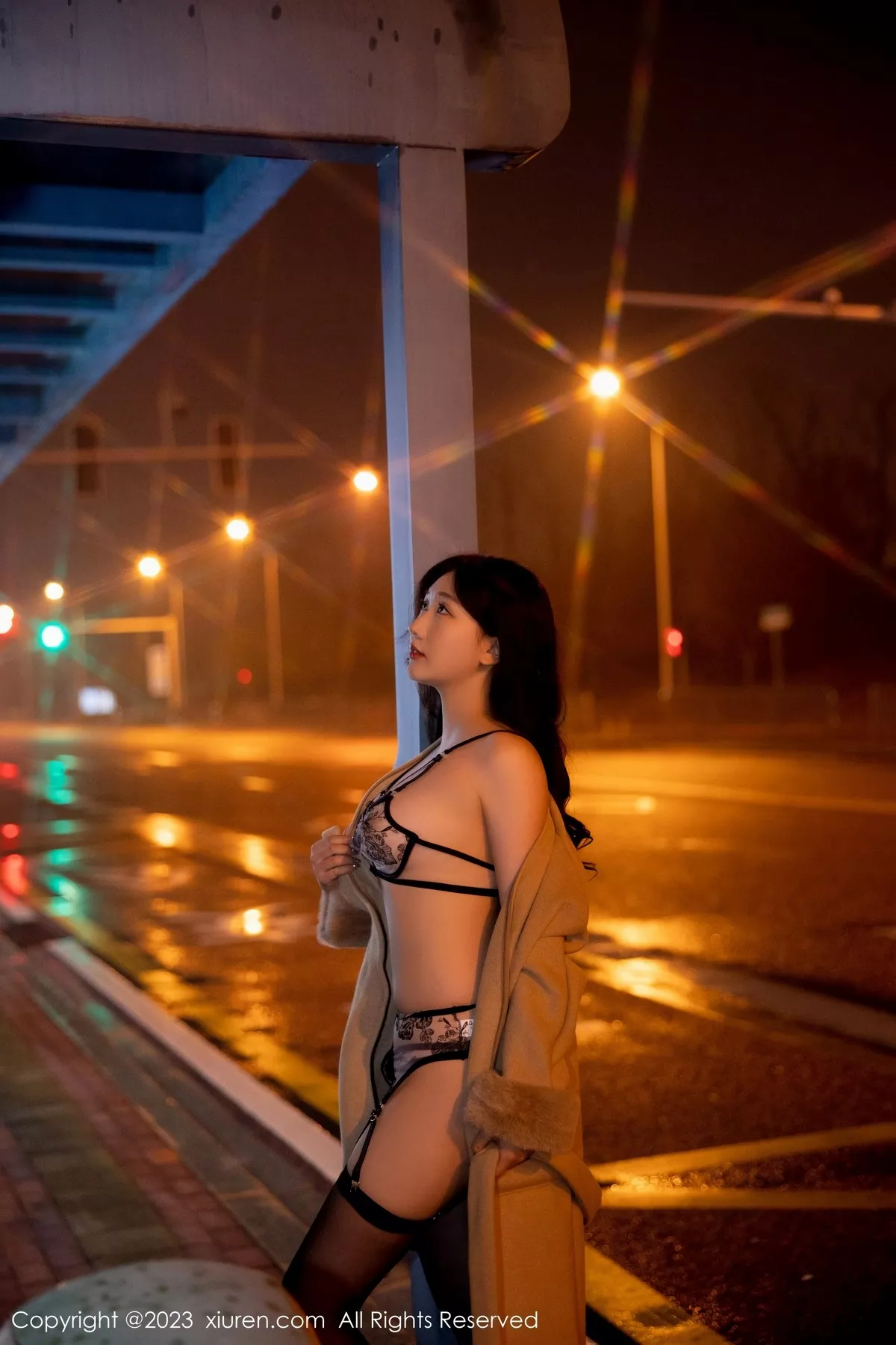 秀人集.com_[XiuRen秀人网]No.6424_模特江真真脱外套露性感蕾丝内衣配黑丝吊袜秀完美身材诱惑写真66P