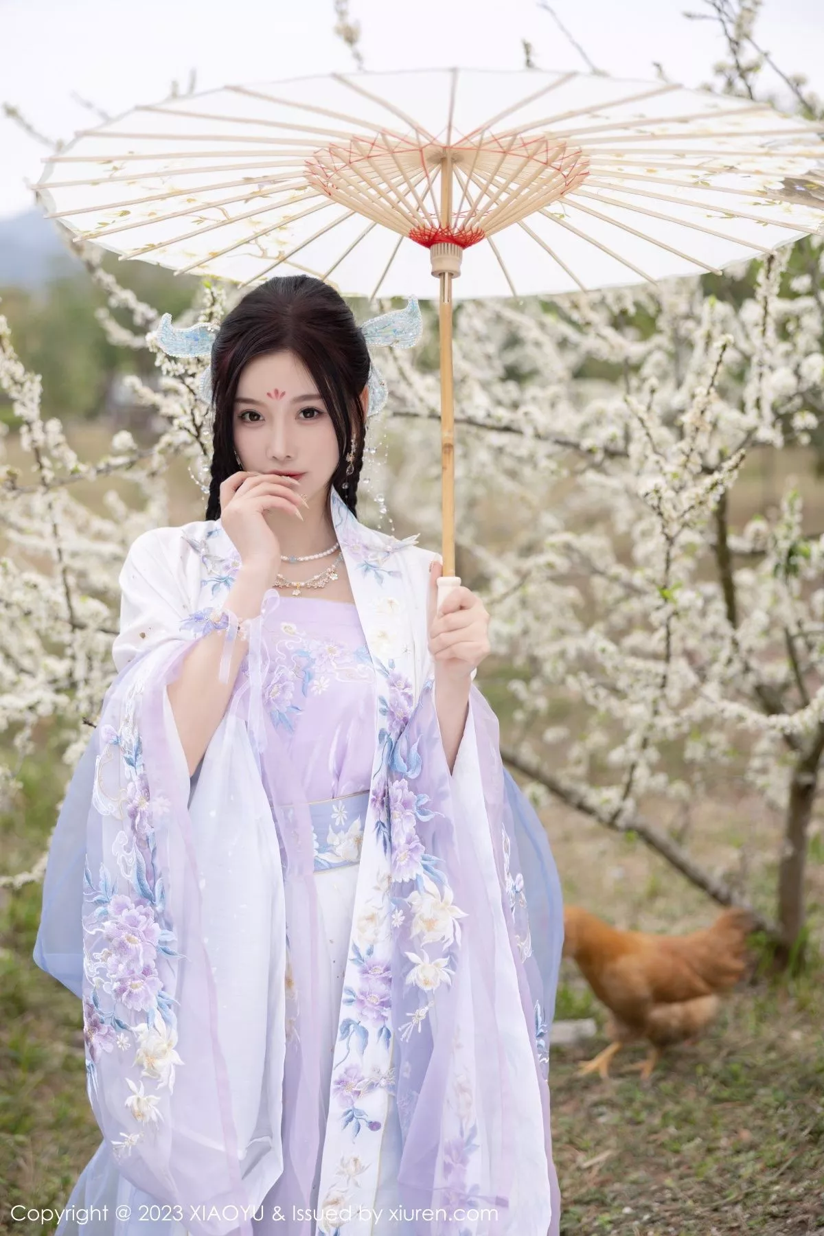 秀人集.com_[XiaoYu画语界]Vol.970_女神杨晨晨Yome脱淡蓝紫色古装服露白色蕾丝内衣完美诱惑写真91P