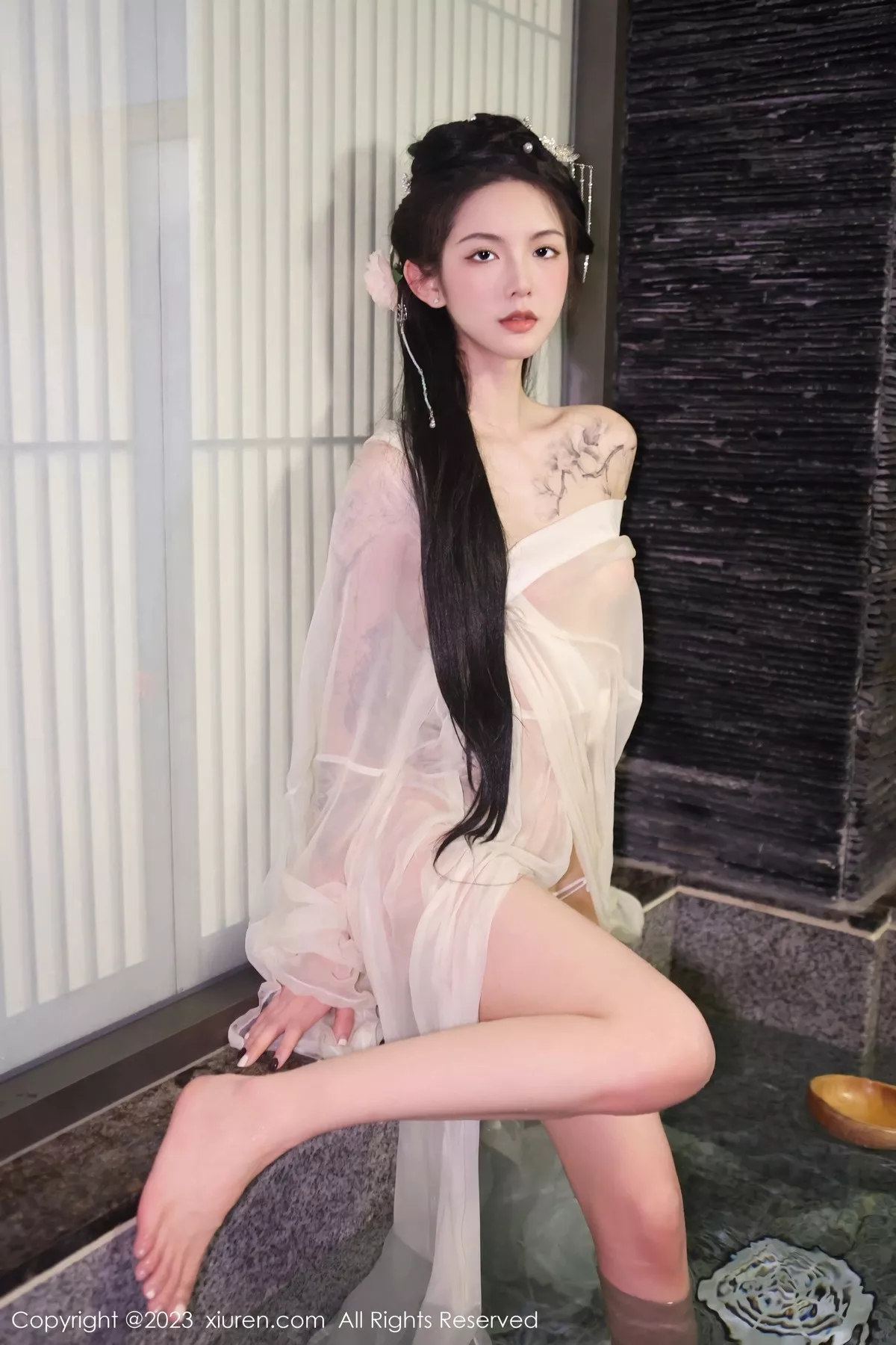 秀人集.com_[XiuRen秀人网]No.6430_模特乔一一温泉浴池白纱轻透古装服饰秀惹火身材极致诱惑写真82P