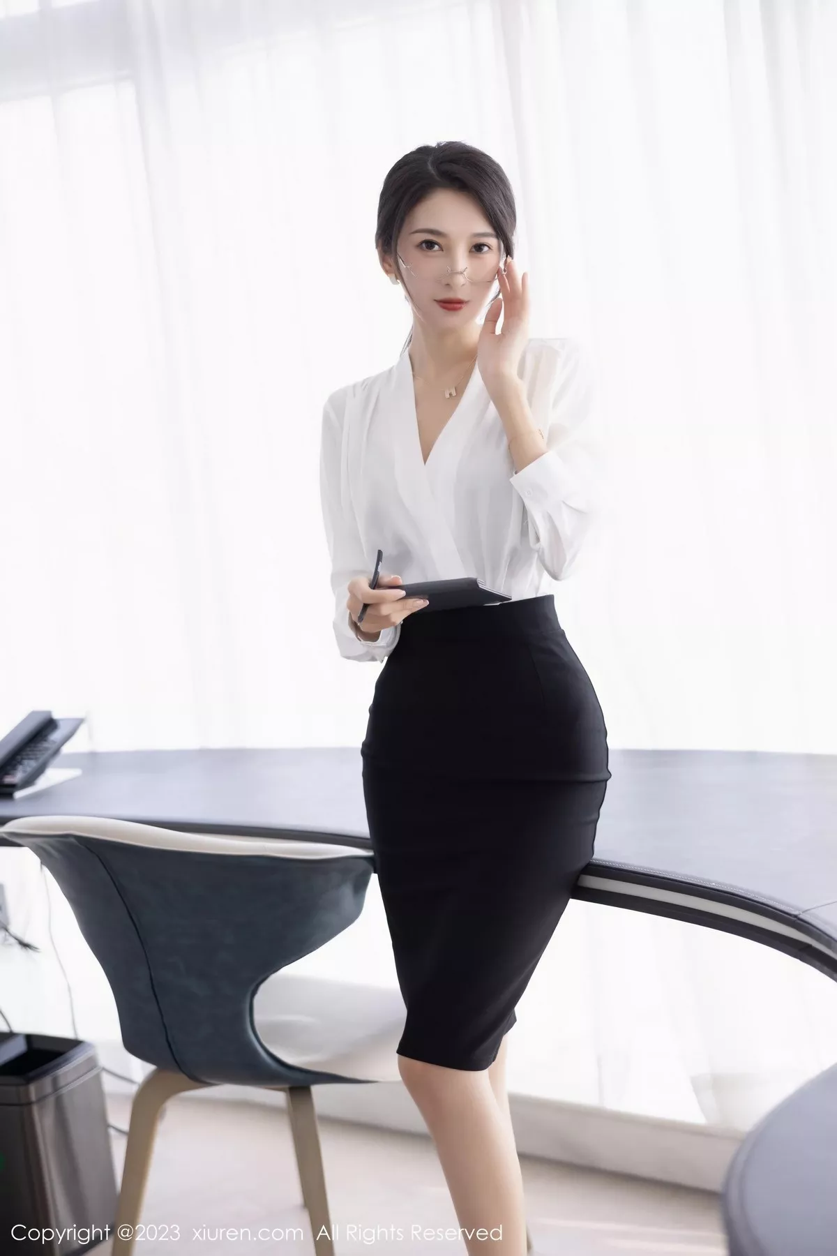 秀人集.com_[XiuRen秀人网]No.6439_模特林乐一性感白色上衣配黑短裙露黑色蕾丝内衣妩媚诱惑写真86P